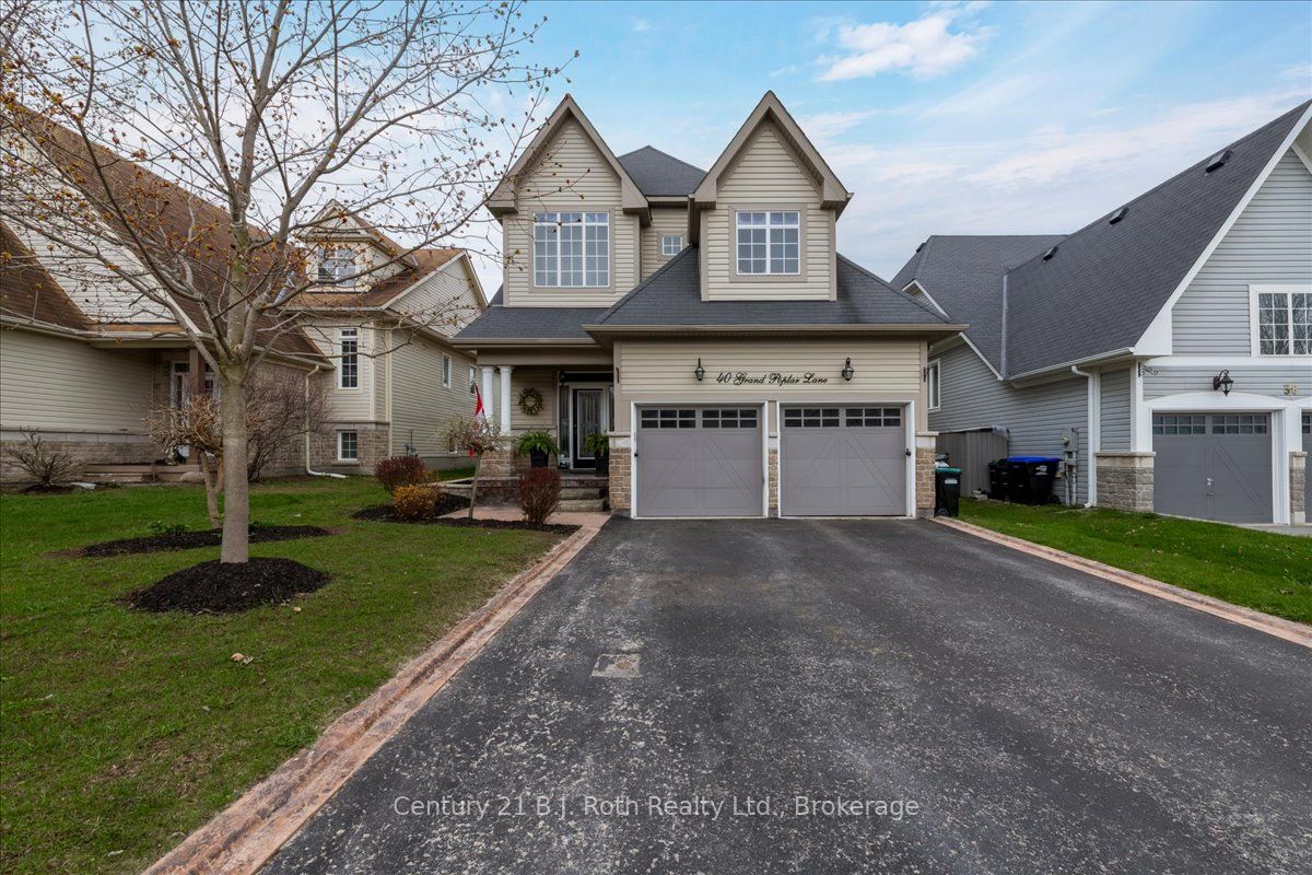 40 Grand Poplar Lane, Wasaga Beach, ON L9Z 0E2
