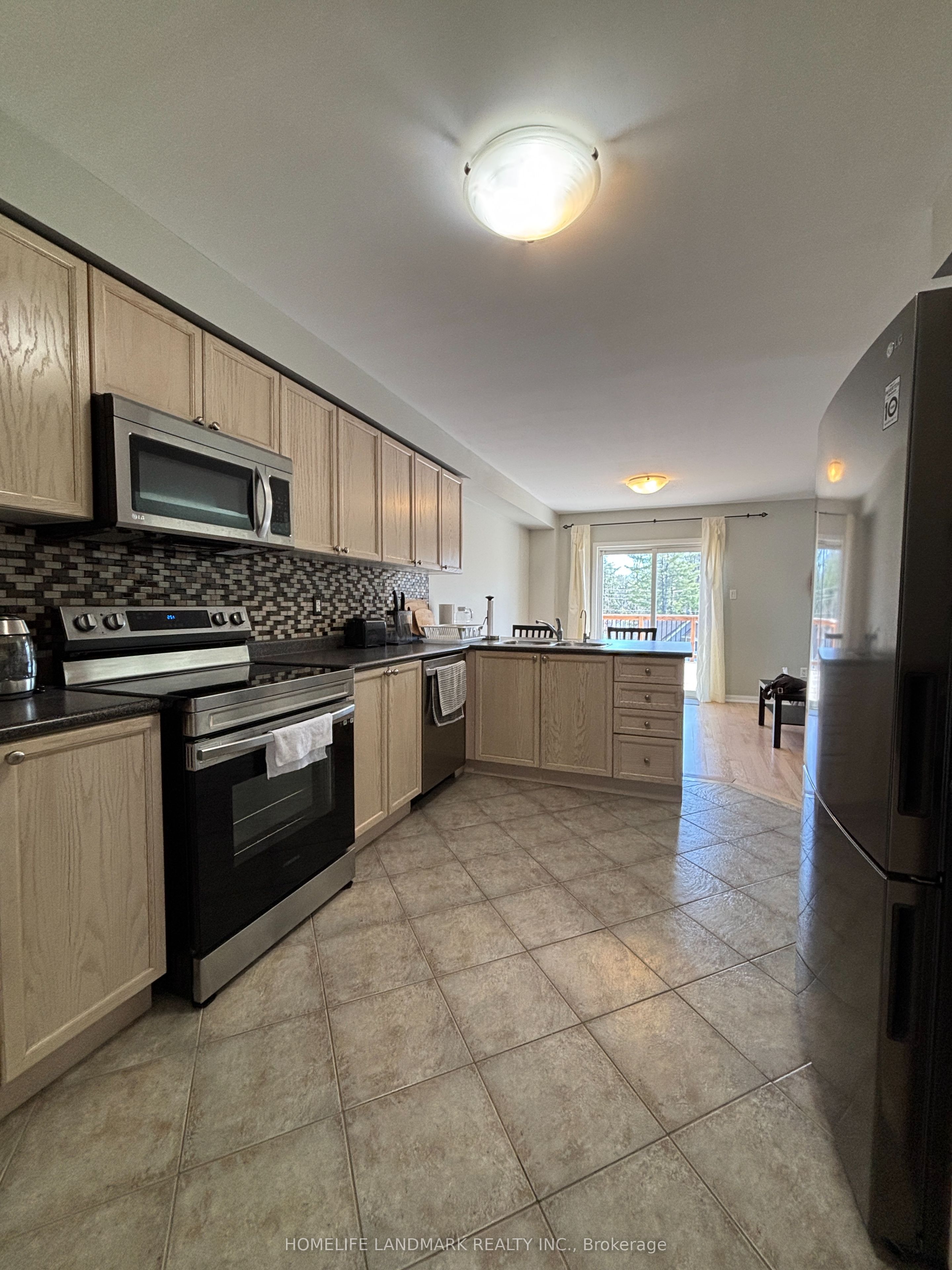 78 Christy Drive, Wasaga Beach, ON L9Z 0B9 photo 4
