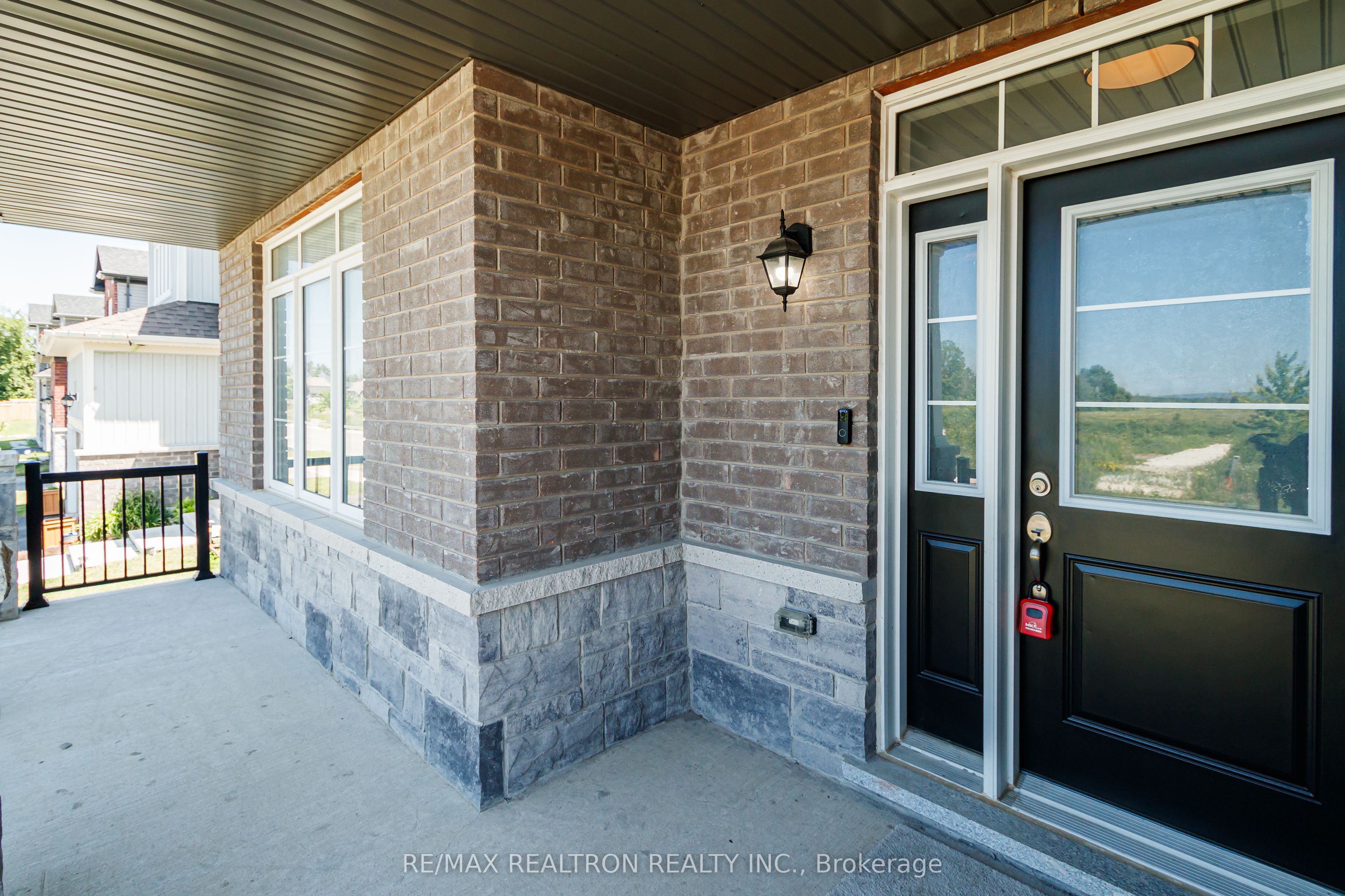 19 Middleton Drive, Wasaga Beach, ON L9Z 0L1 photo 4