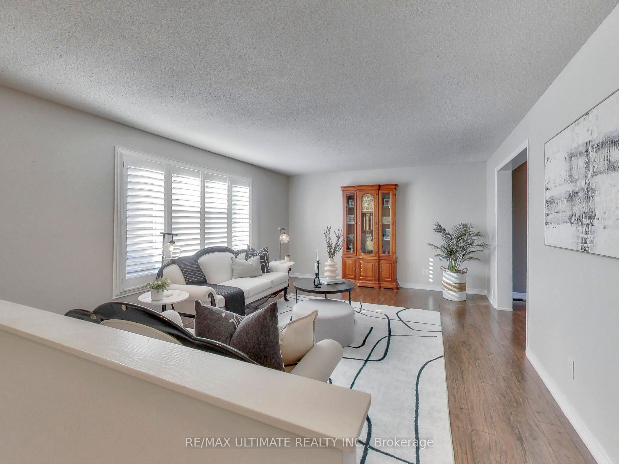 71 61st Street S, Wasaga Beach, ON L9Z 2Z3 photo 3