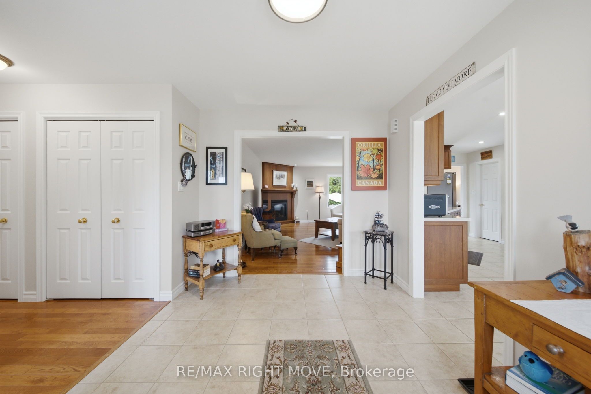 4700 Zachary Crescent, Ramara, ON L3V 0K8 photo 3