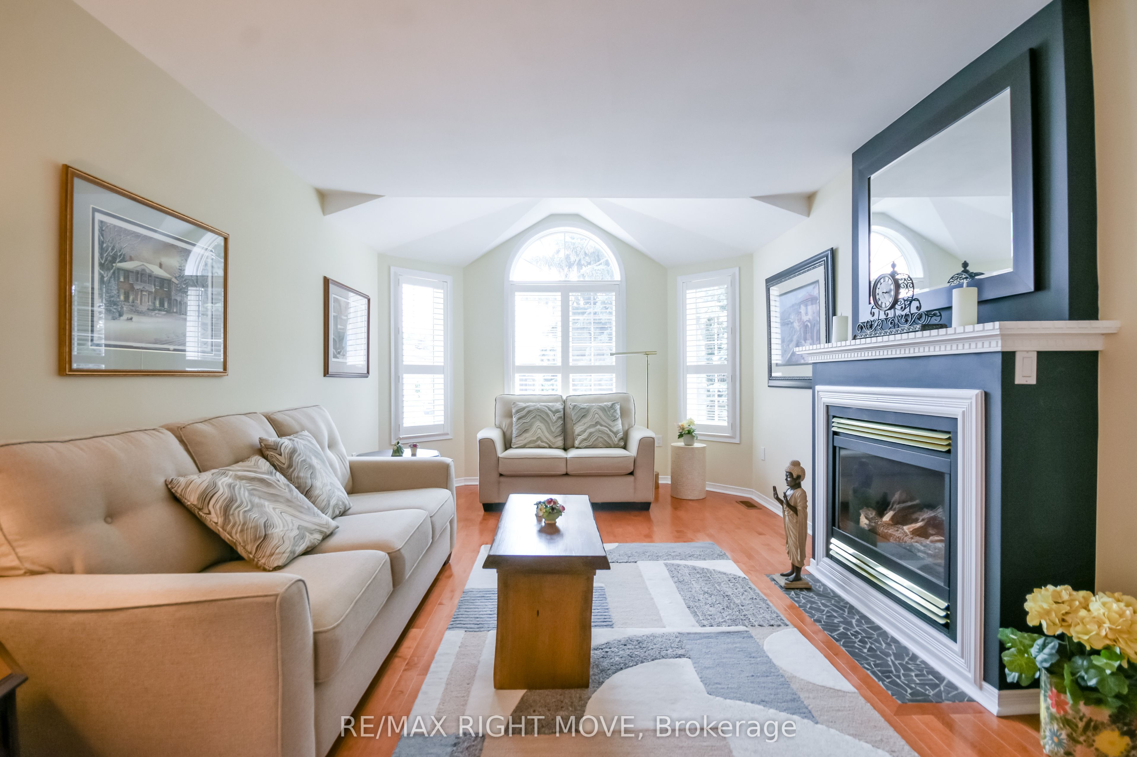 89 Carter Crescent, Orillia, ON L3V 7R9 photo 4