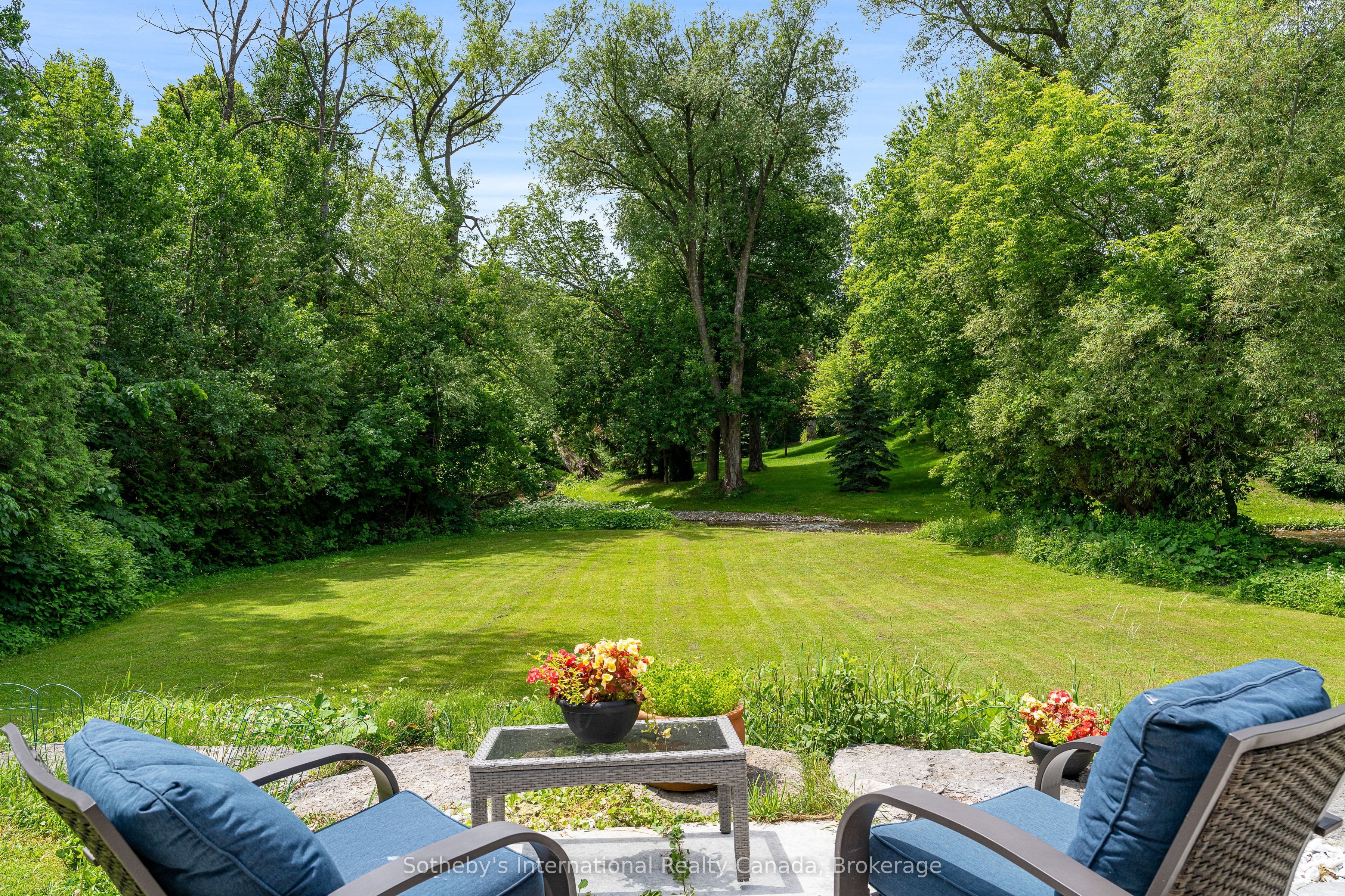 640 Mountain Road, Collingwood, ON L9Y 5G3 photo 2