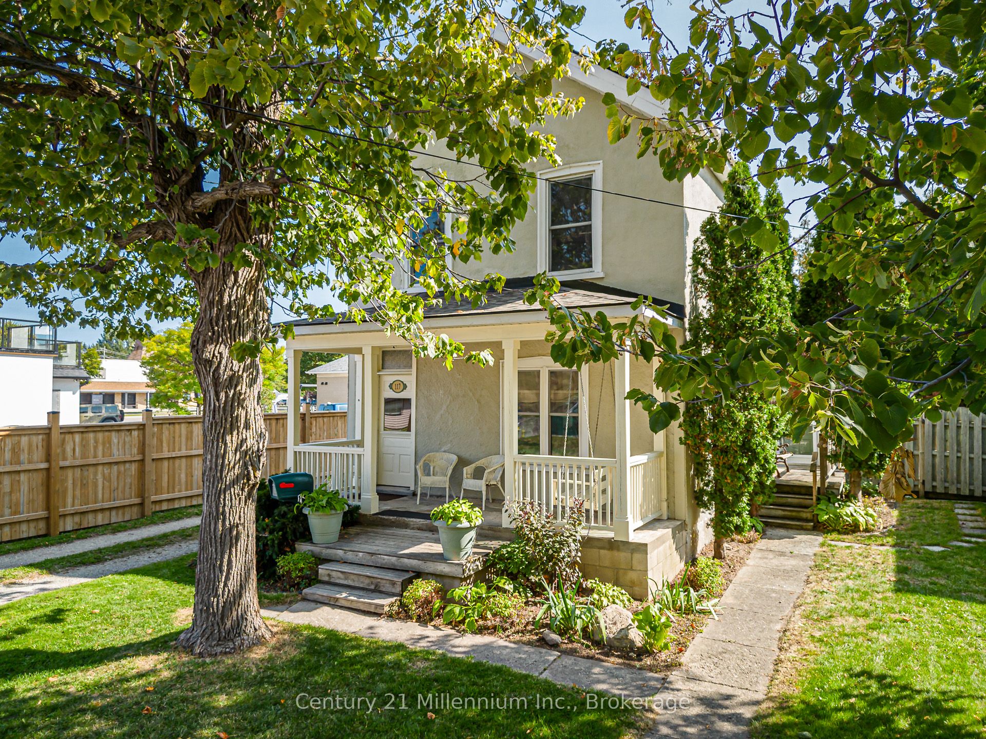 117 Elm Street, Collingwood, ON L9Y 3J3