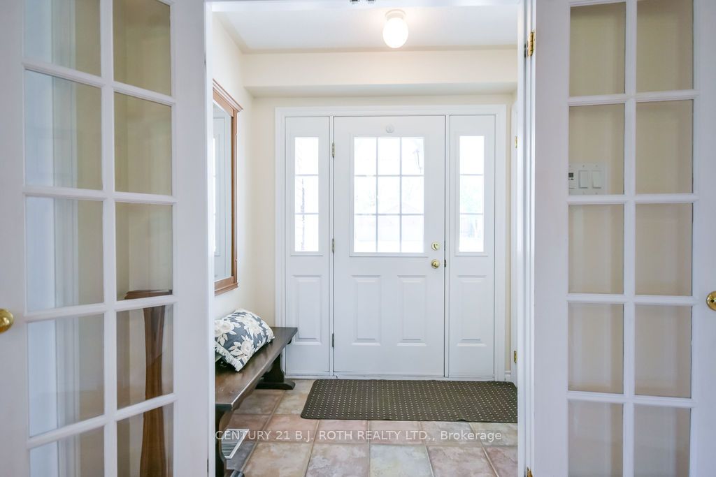20 Boyd Crescent, Oro-Medonte, ON L0K 1N0 photo 4