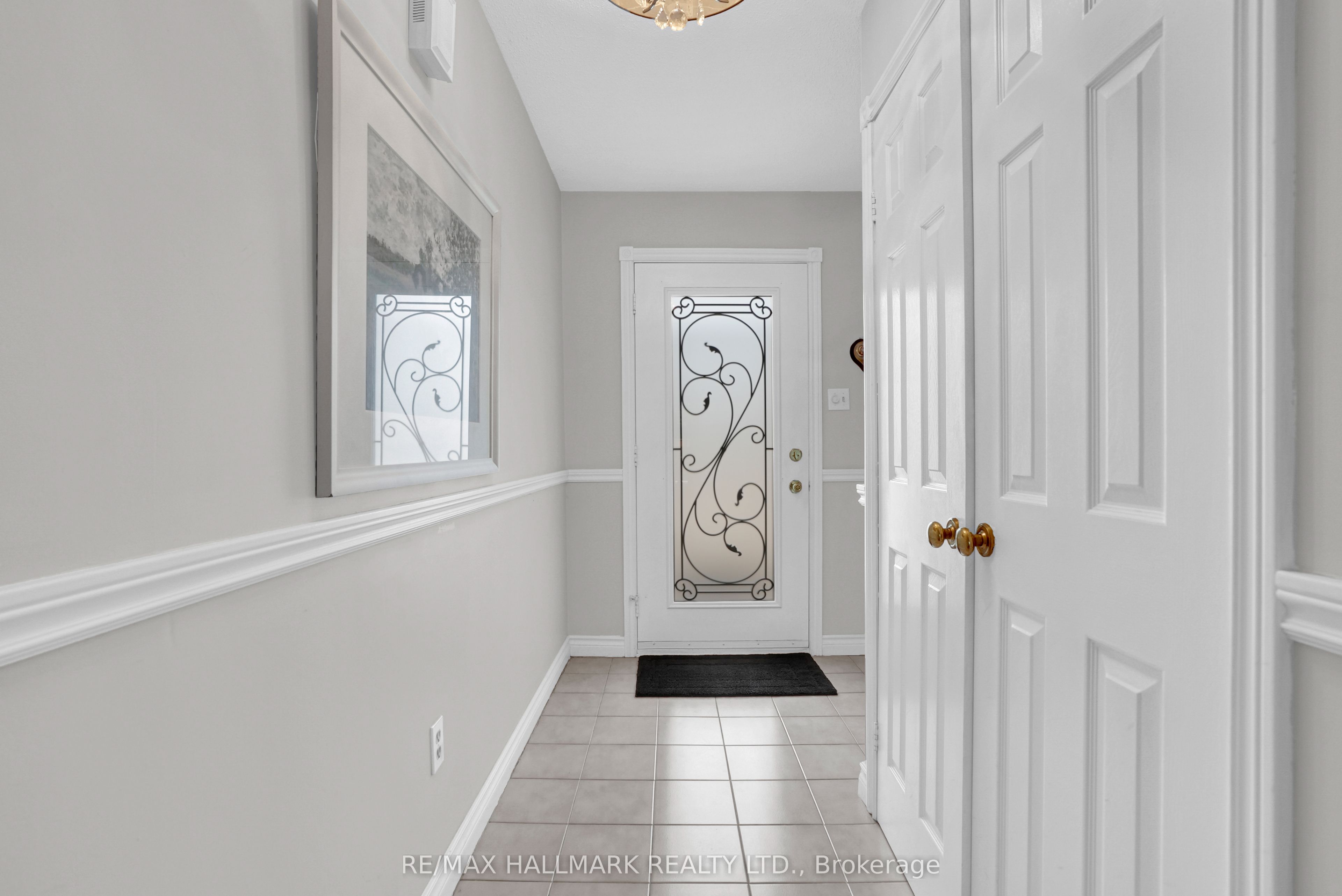 36 Ridgeway Avenue, Barrie, ON L4N 5L2 photo 4