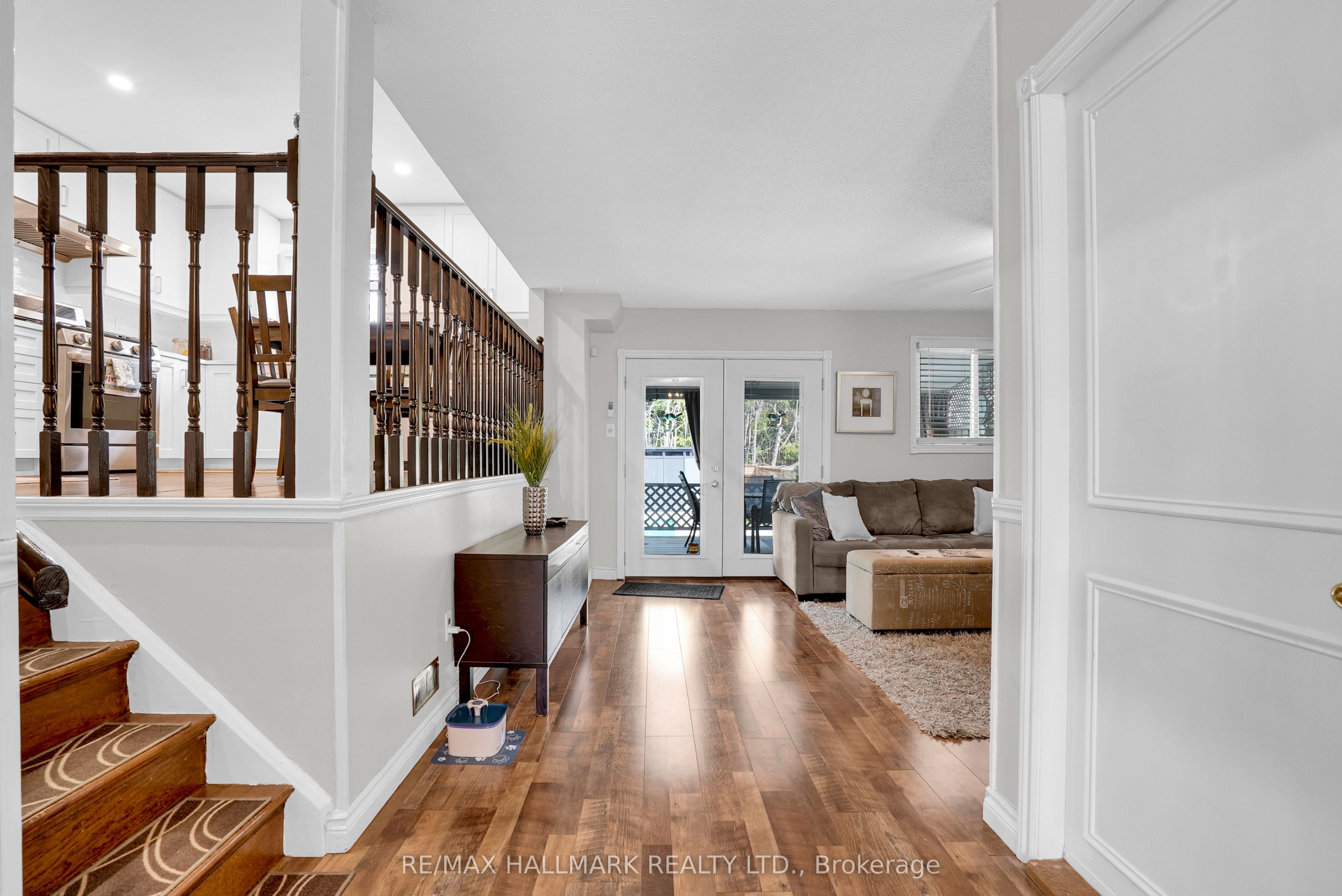 36 Ridgeway Avenue, Barrie, ON L4N 5L2 photo 5