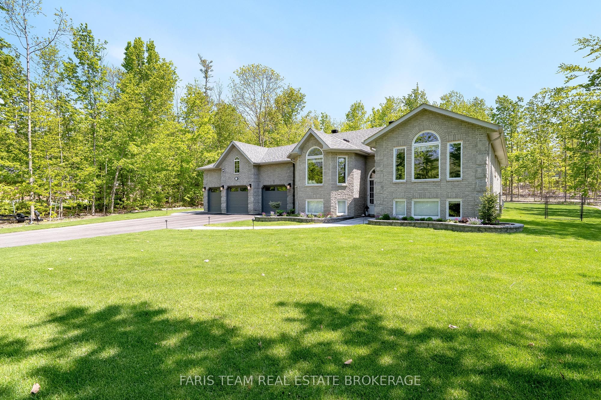 1 Pineview Drive, Oro-Medonte, ON L0L 2L0 photo 4