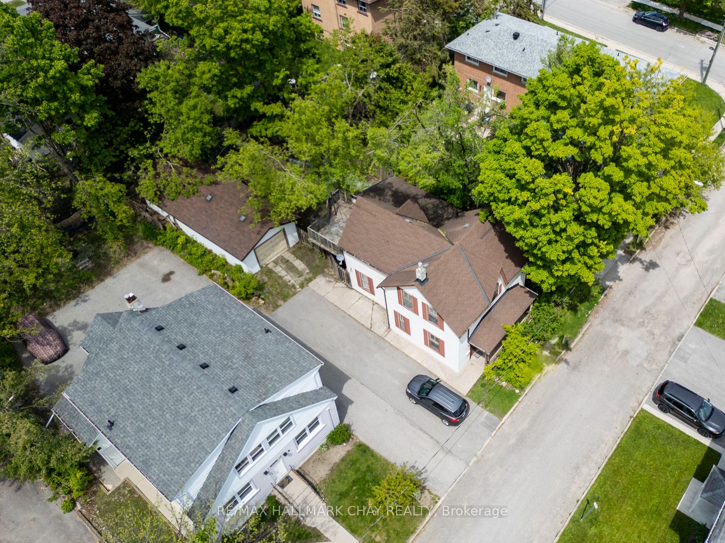 4 East Street, Barrie, ON L4M 2N4
