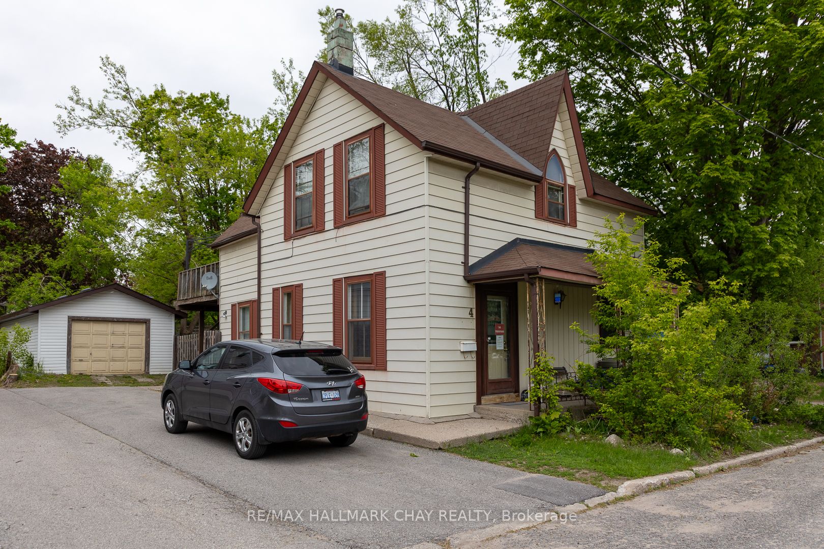 4 East Street, Barrie, ON L4M 2N4 photo 2