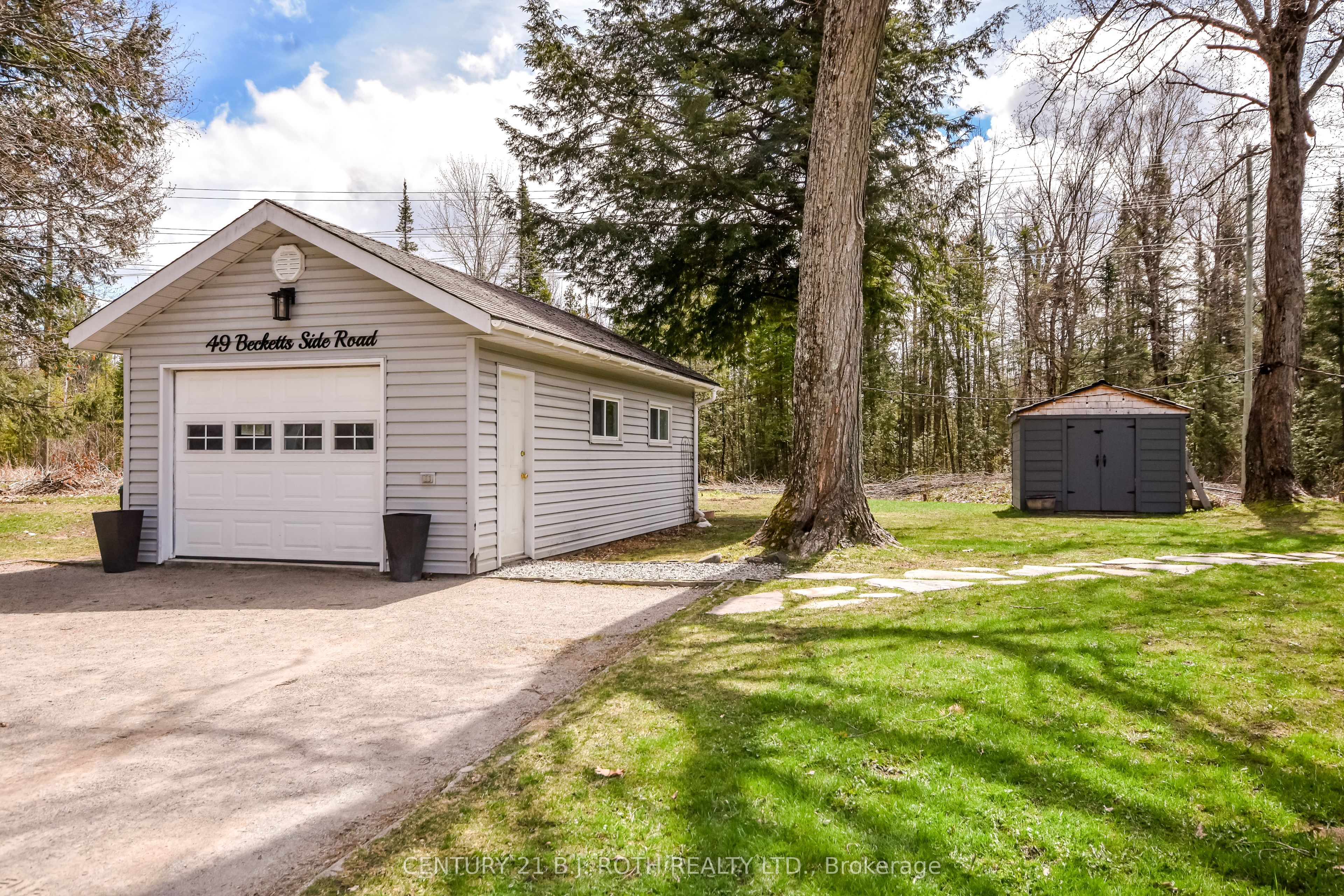 49 Becketts Side Road, Tay, ON L0K 2C0 photo 3