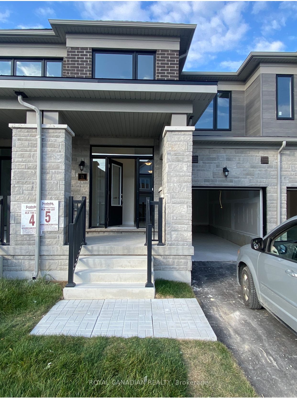 21 Tamworth Terrace, Barrie, ON L9J 0W5 photo 4