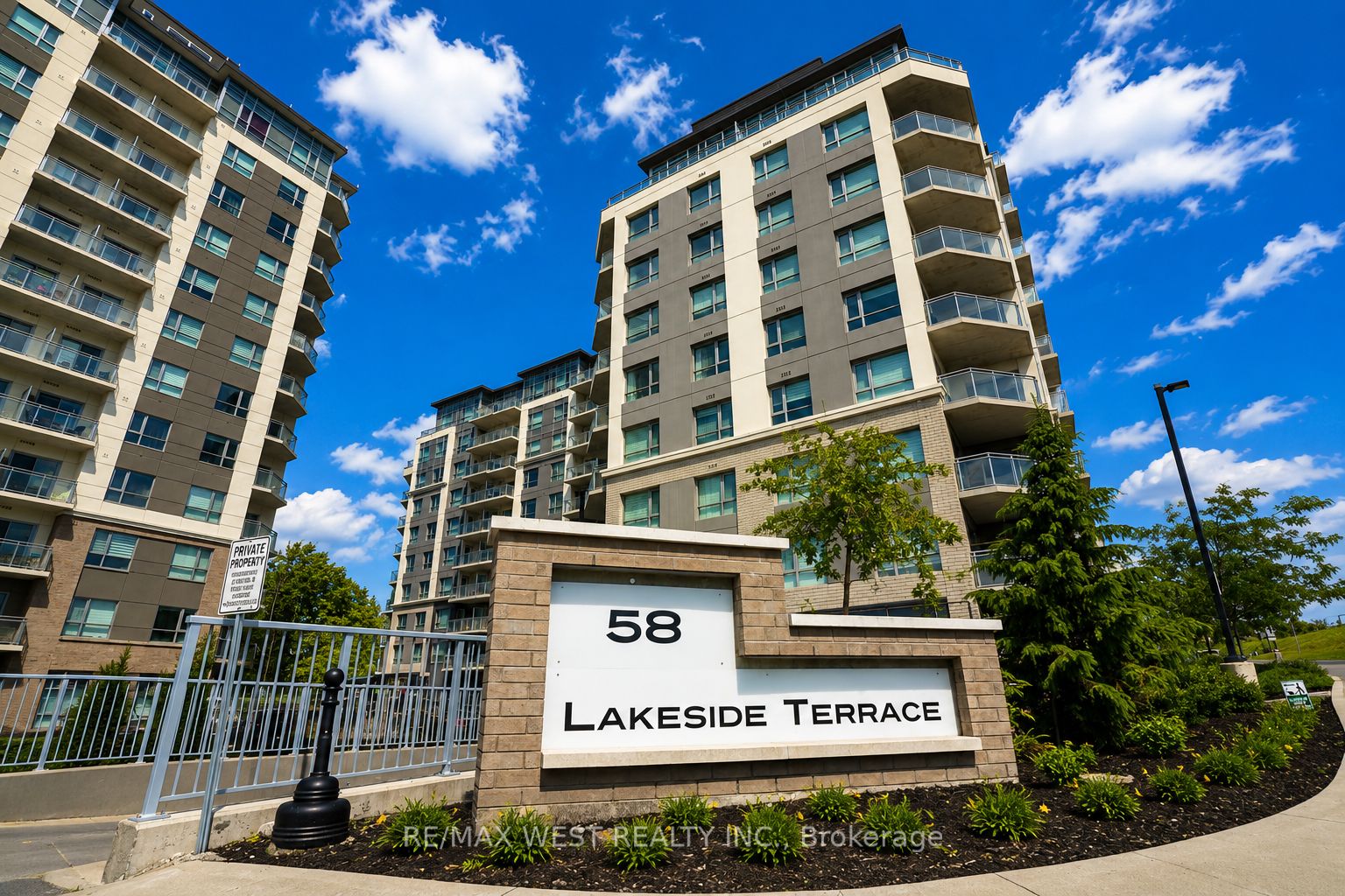 58 Lakeside Terrace 216, Barrie, ON L4M 0L5