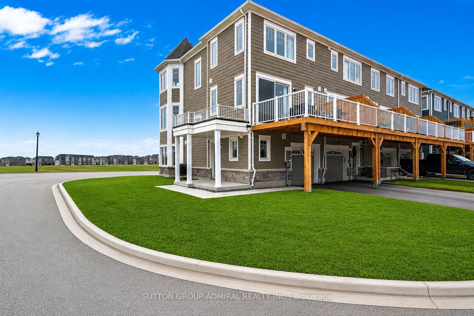 83 Shelburne Avenue, Wasaga Beach, ON L9Z 0L2 photo 5