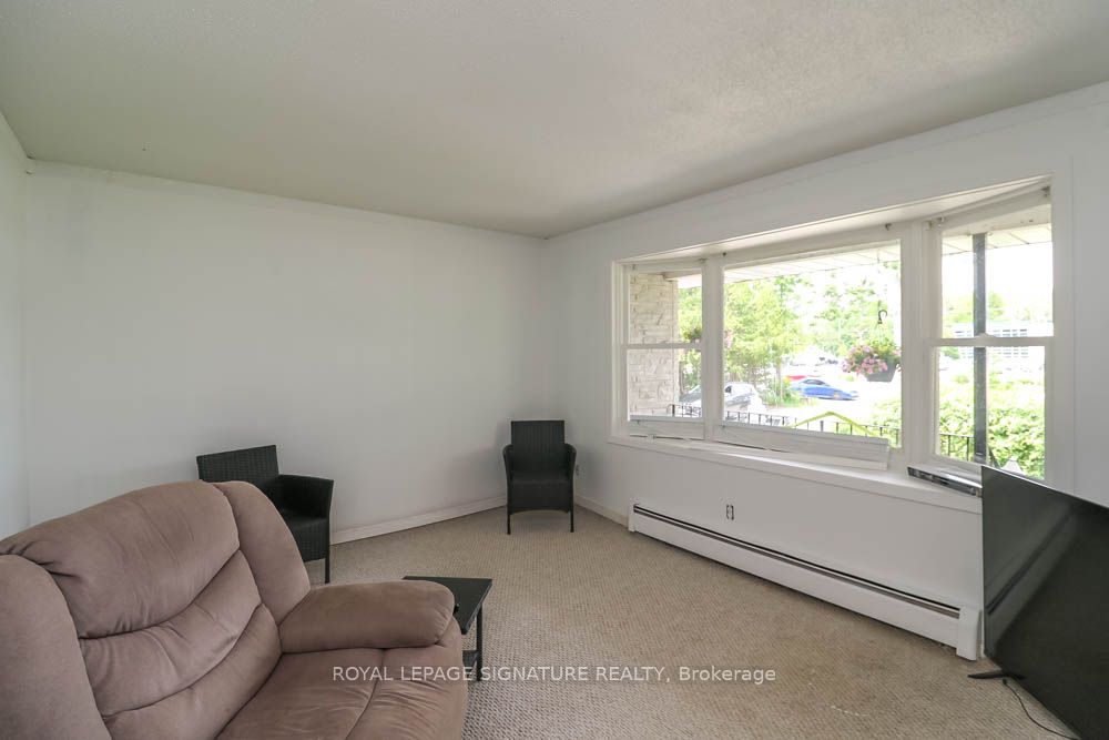 1729 Mosley Street, Wasaga Beach, ON L9Z 1Z8 photo 3