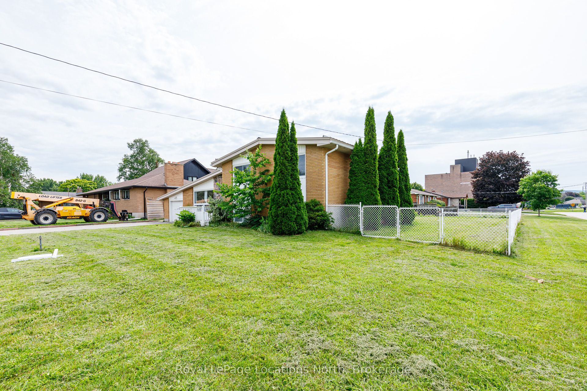 594 Oak Street, Collingwood, ON L9Y 2Z1 photo 4