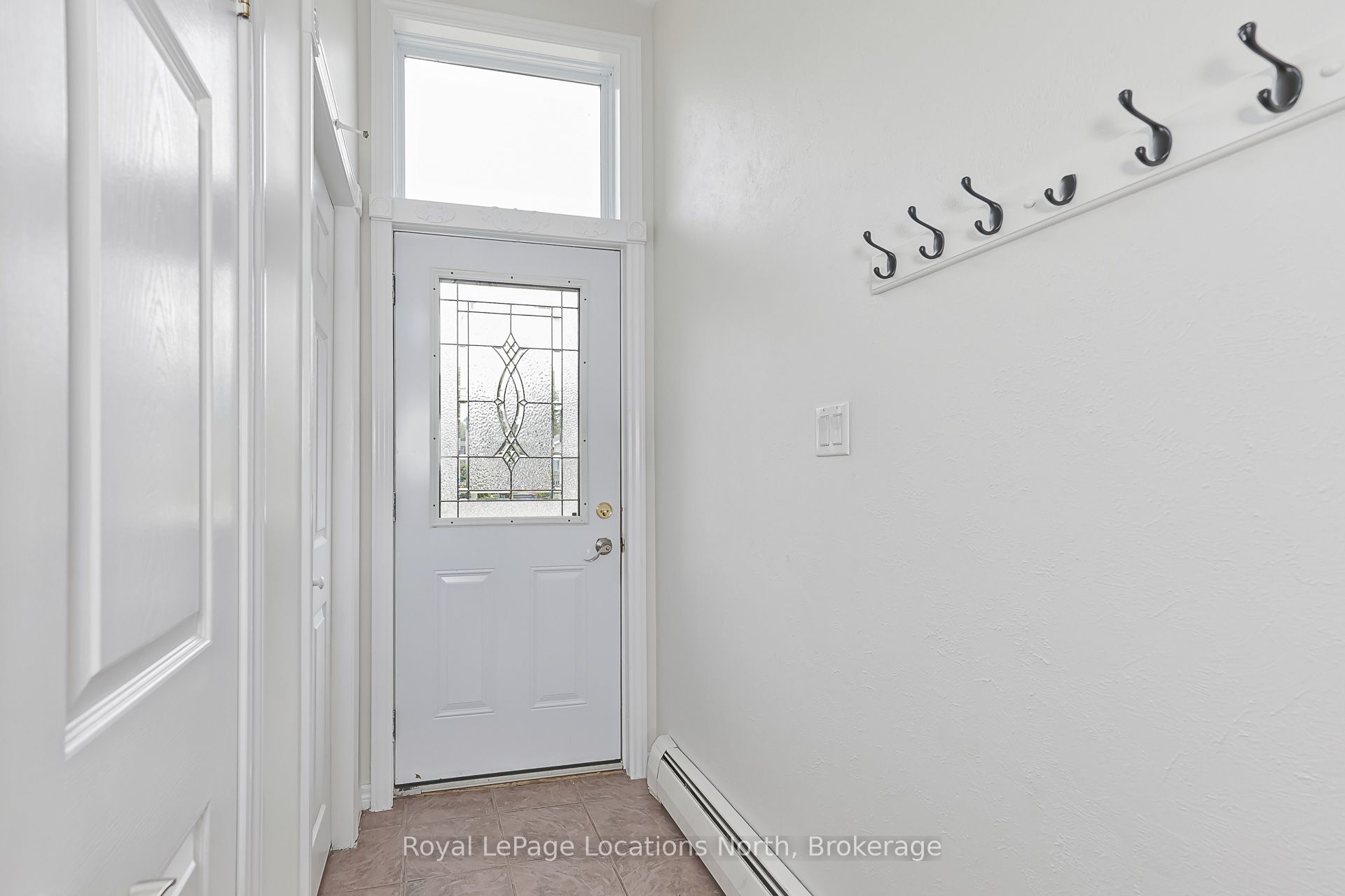 594 Oak Street, Collingwood, ON L9Y 2Z1 photo 5
