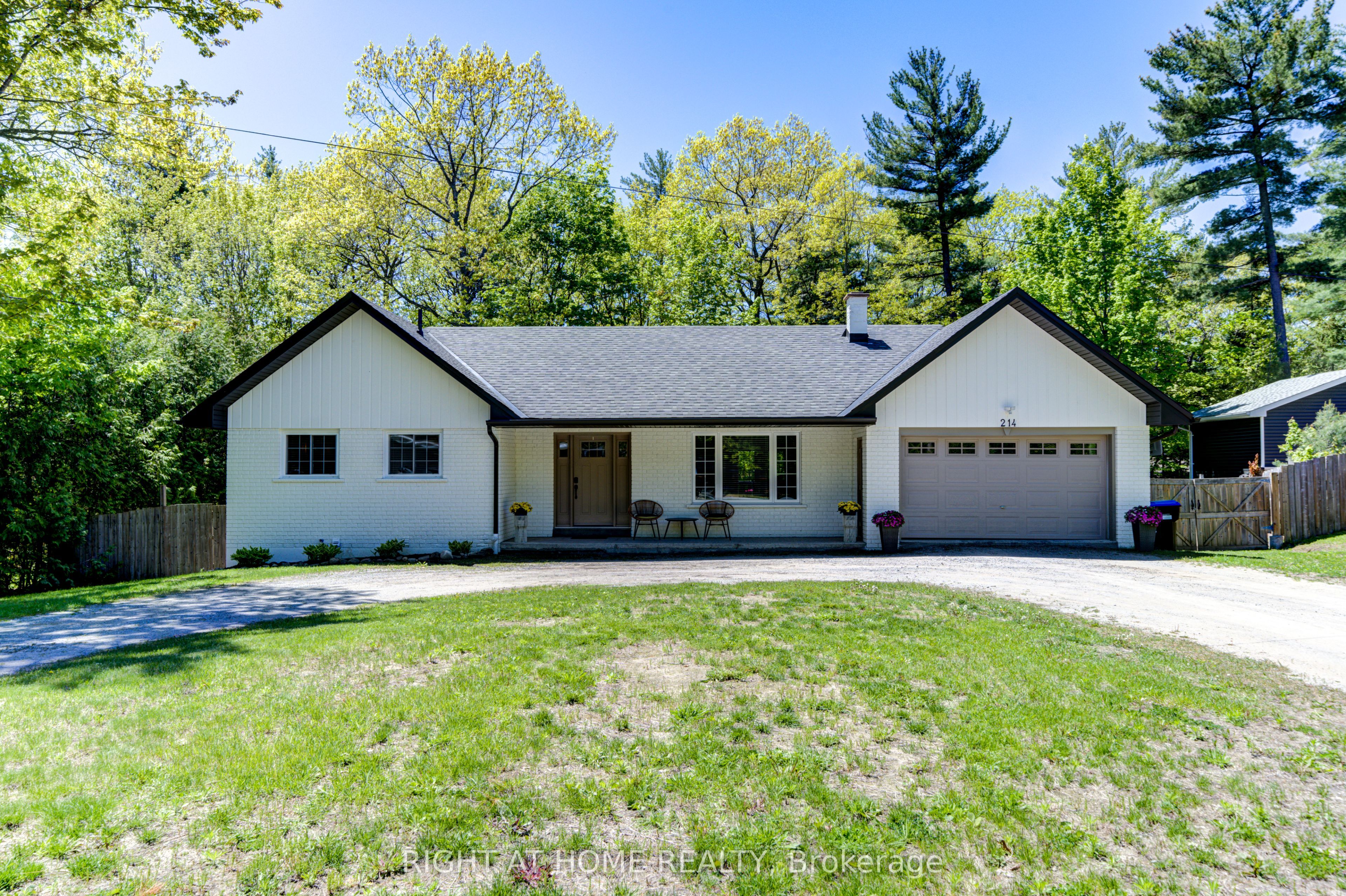 214 Desroches Trail, Tiny, ON L9M 0H9