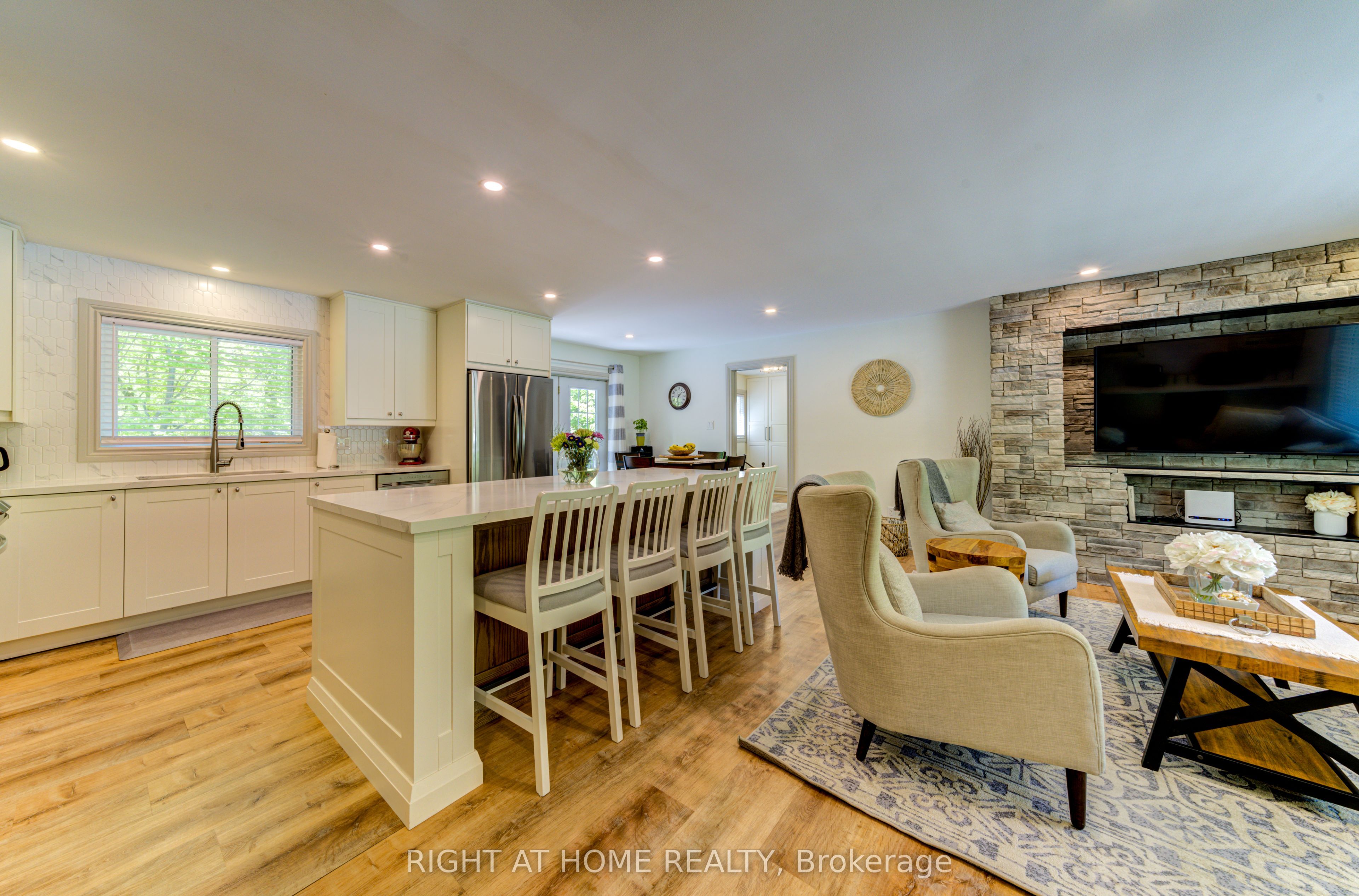 214 Desroches Trail, Tiny, ON L9M 0H9 photo 4