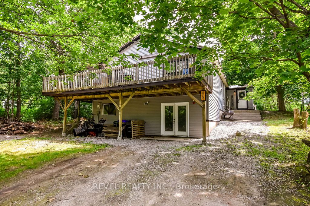 3267 Albany Street, Severn, ON L0K 2B0 photo 2