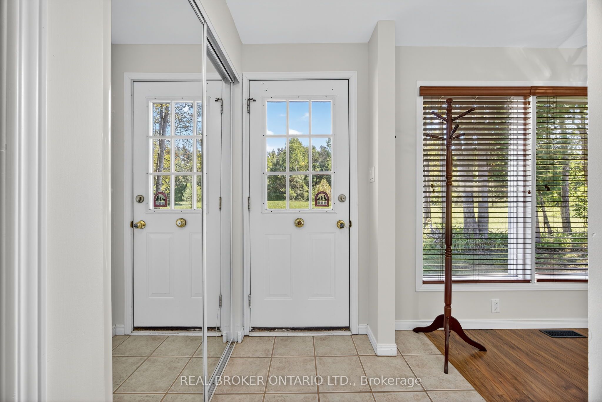 2174 Atkinson Road, Springwater, ON L0L 2K0 photo 2