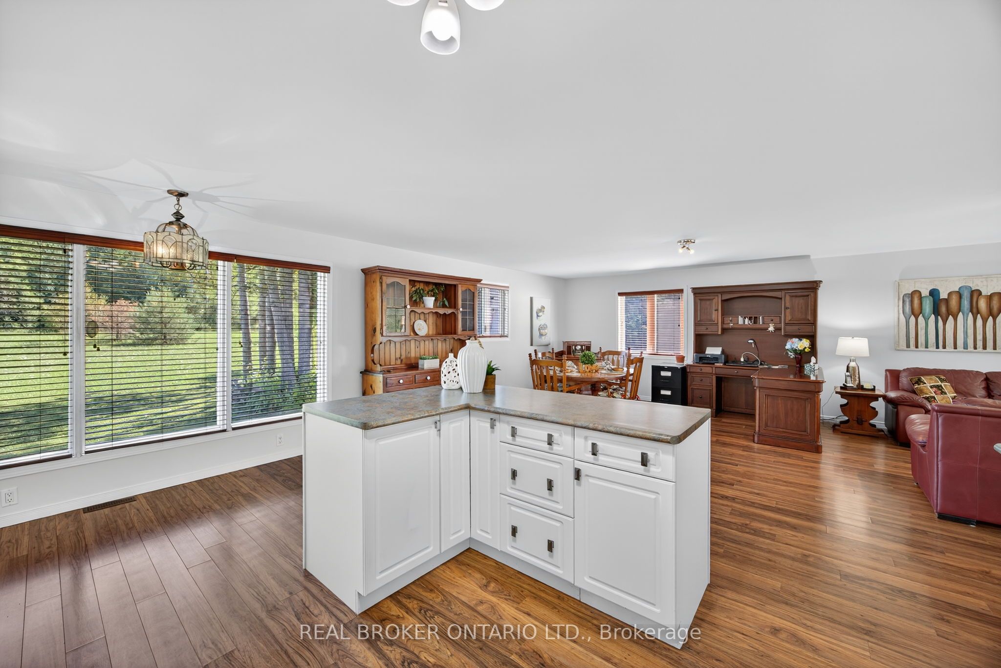 2174 Atkinson Road, Springwater, ON L0L 2K0 photo 5