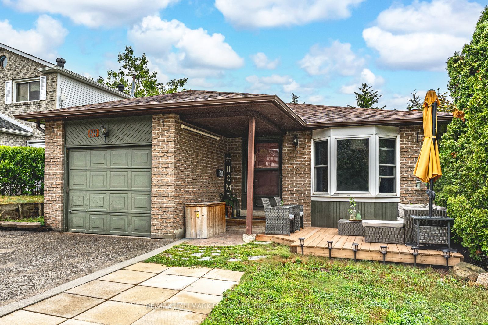 69 Fox Run, Barrie, ON L4N 5L6