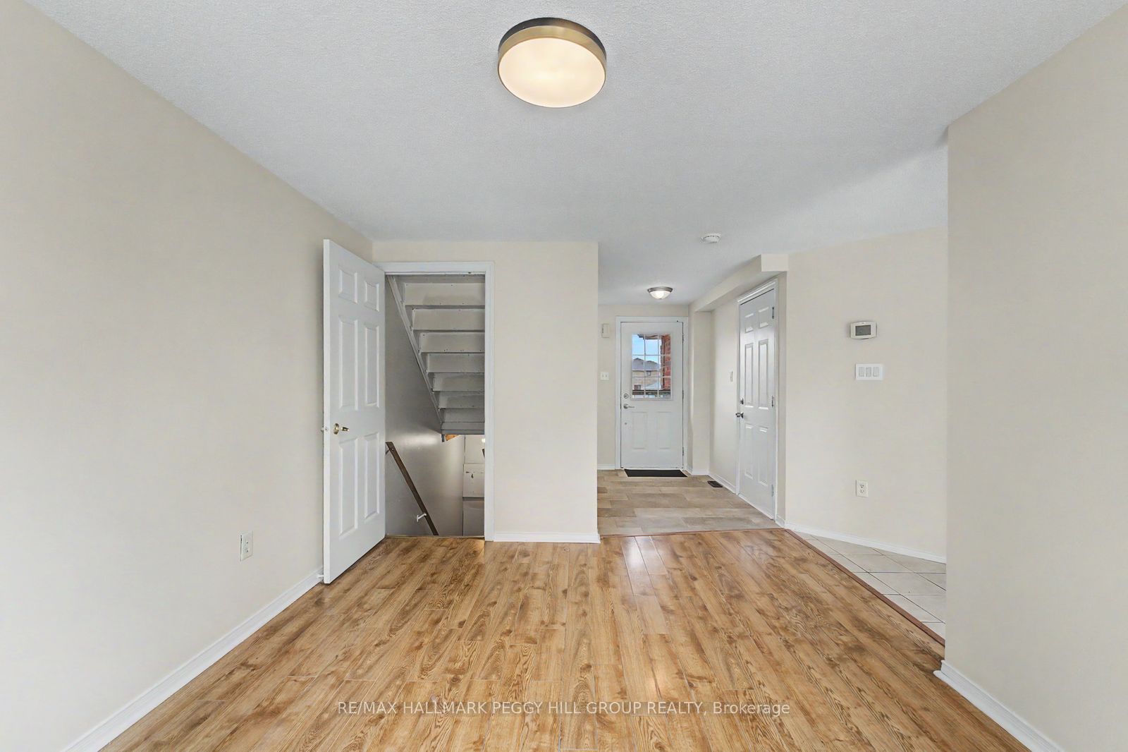 334 Dunsmore Lane, Barrie, ON L4M 7B2 photo 2