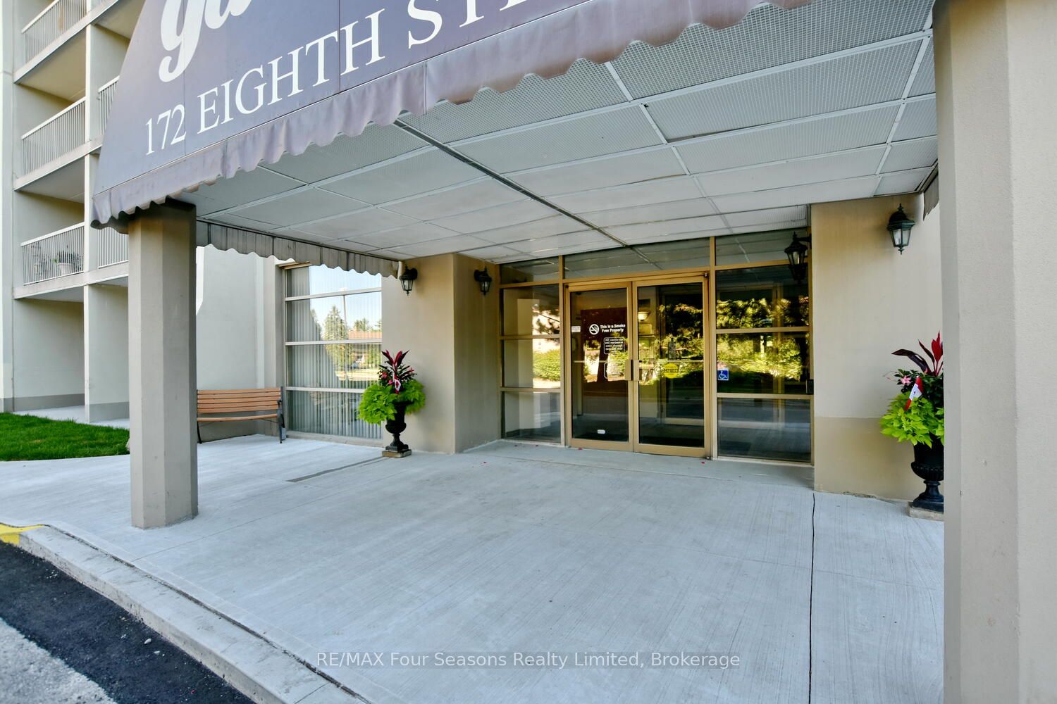 172 Eighth Street 505, Collingwood, ON L9Y 4T2 photo 4