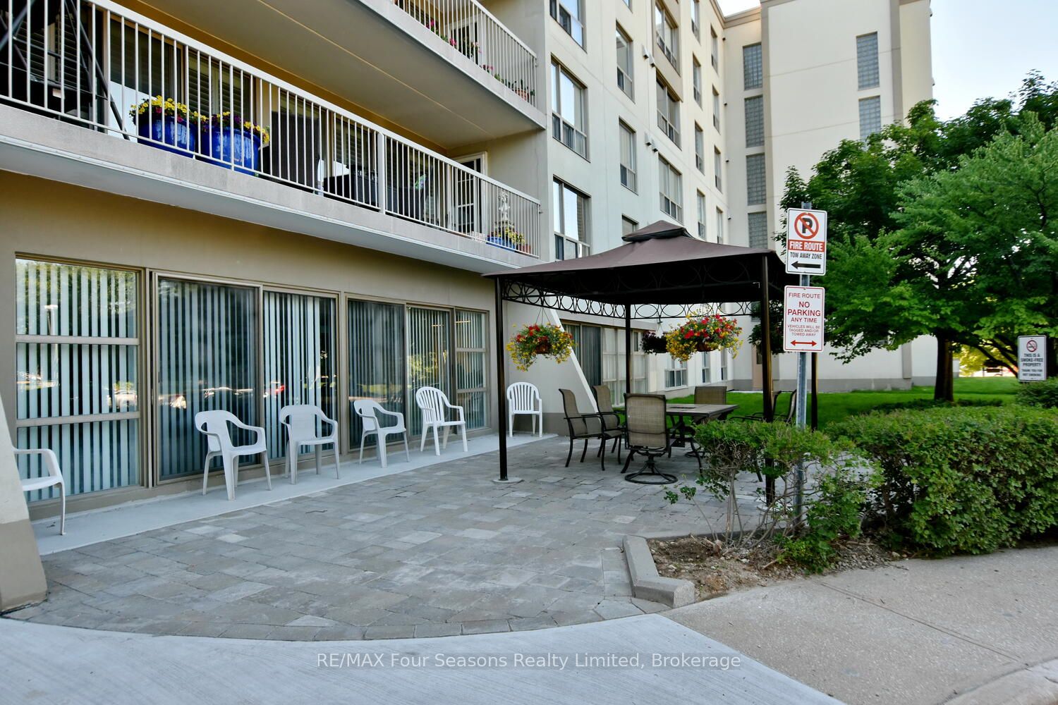 172 Eighth Street 505, Collingwood, ON L9Y 4T2 photo 5