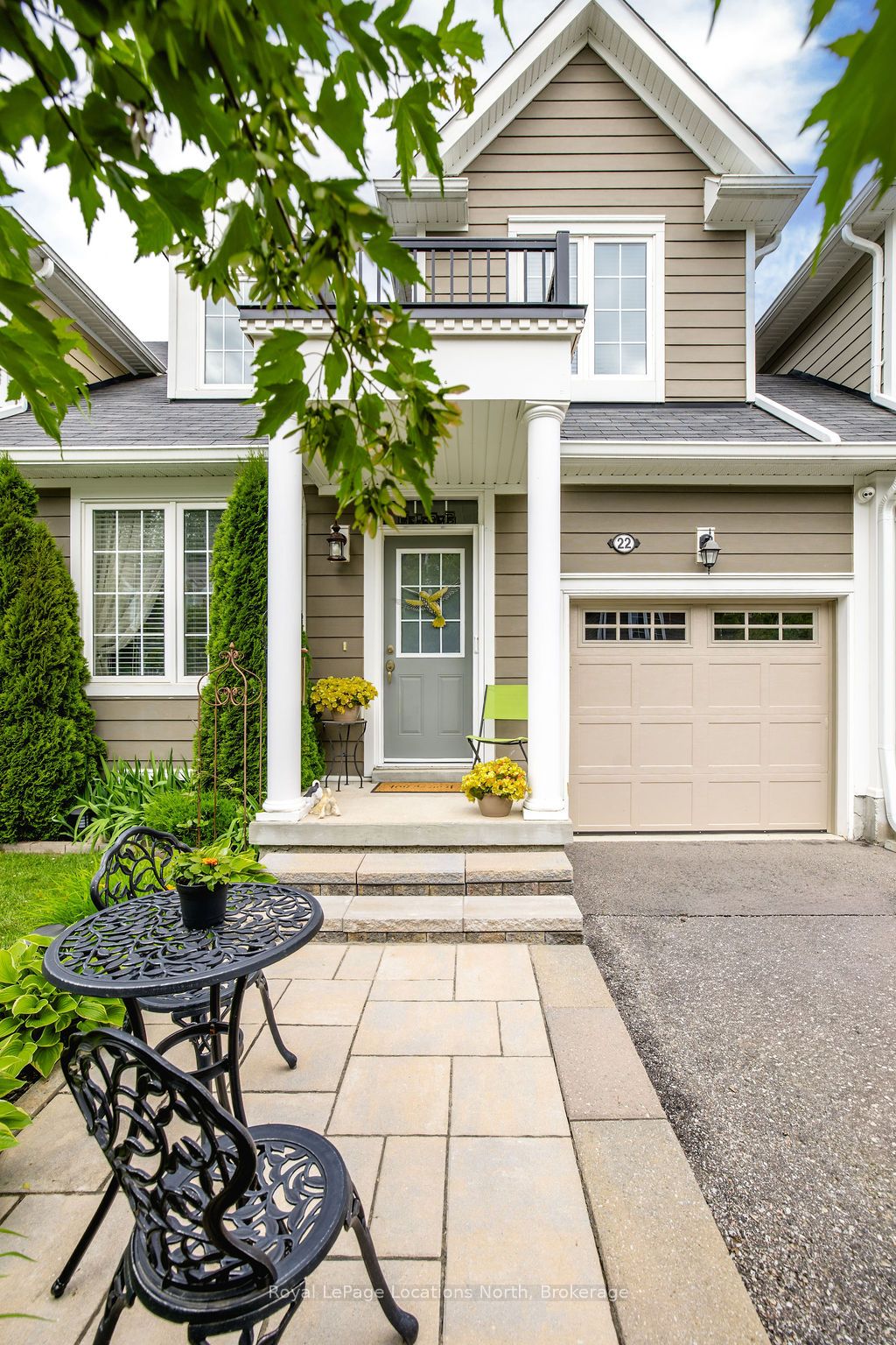22 Berkshire Avenue, Wasaga Beach, ON L9Z 0G3 photo 2