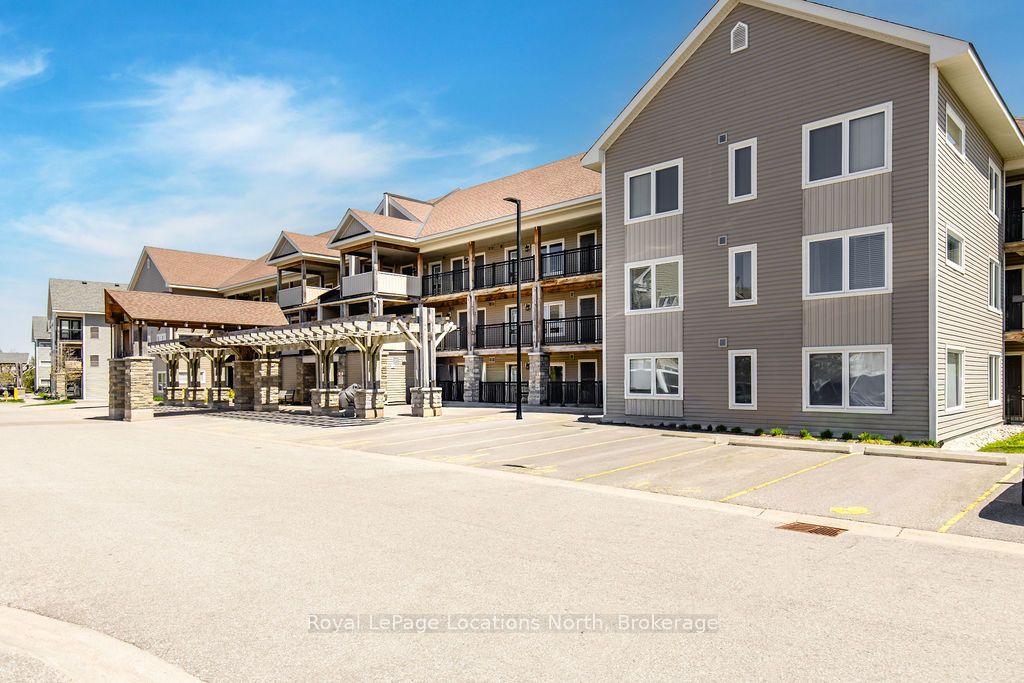 54 ROYAL BEECH Drive, Wasaga Beach, ON L9Z 1H3 photo 4