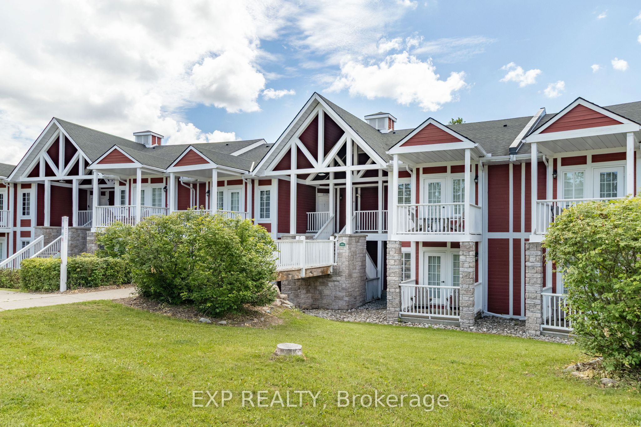 90 Highland Drive 2010/2011, Oro-Medonte, ON L0L 2L0