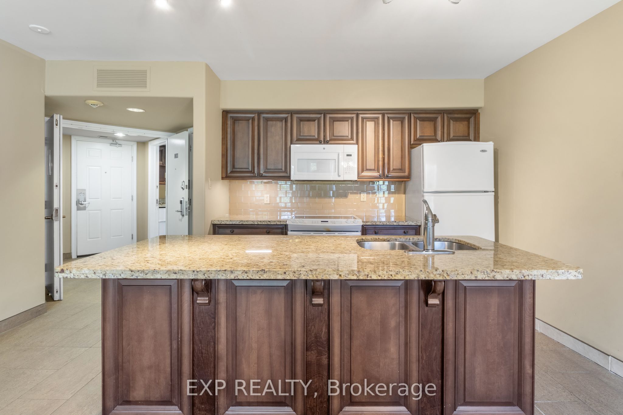 90 Highland Drive 2010/2011, Oro-Medonte, ON L0L 2L0 photo 4