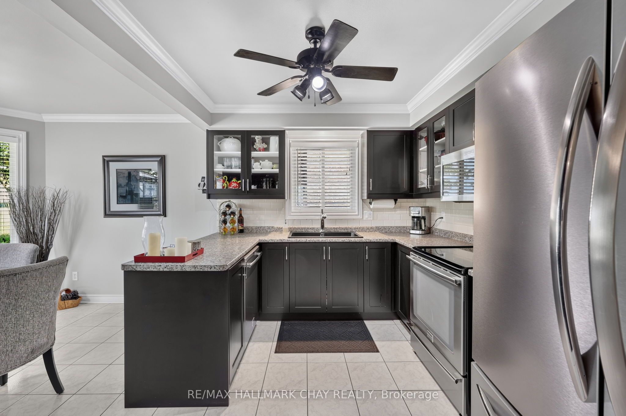 358 Livingstone Street W, Barrie, ON L4N 7K7 photo 5
