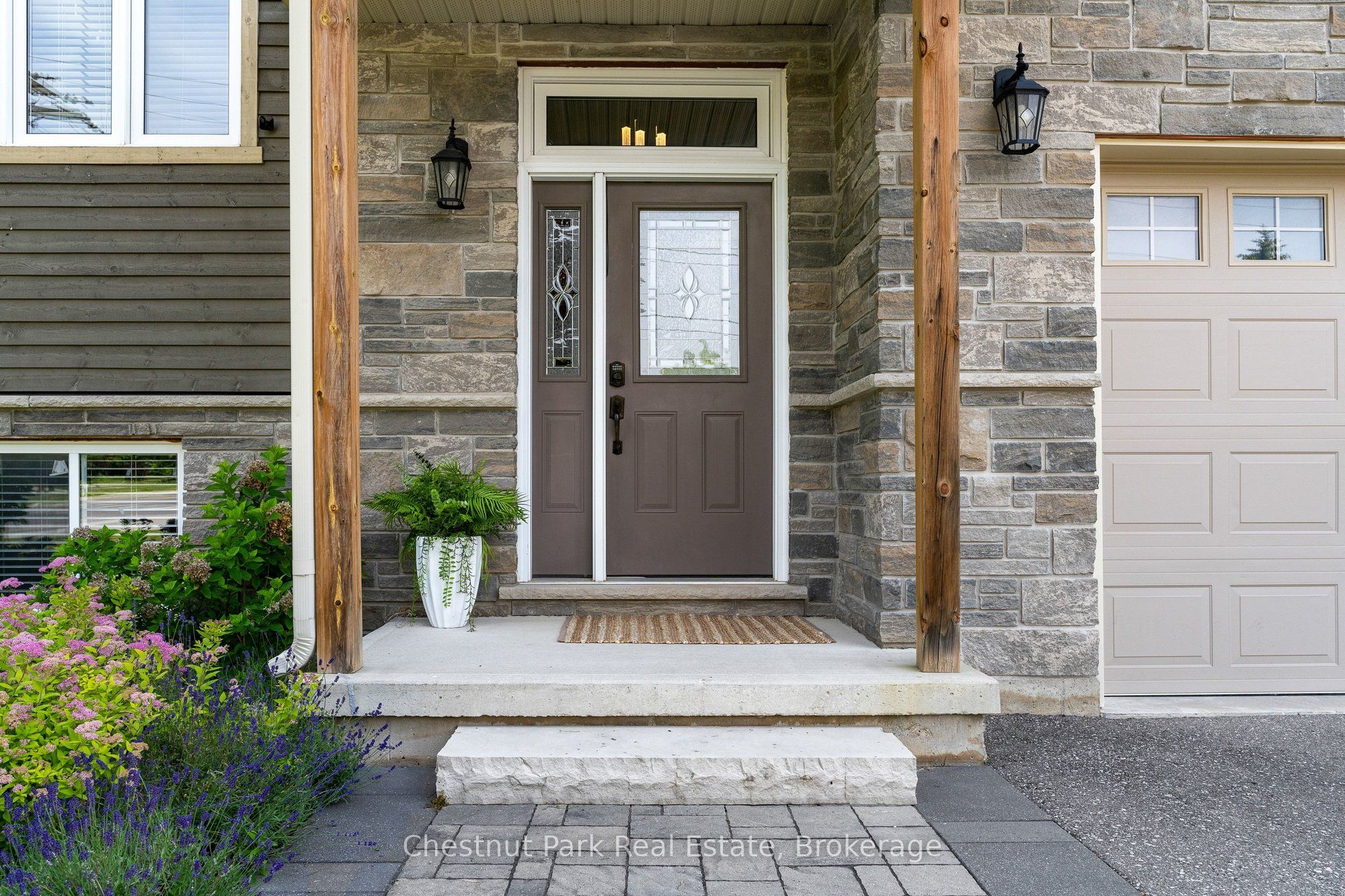 15 Saunders Street, Collingwood, ON L9Y 0G2 photo 4