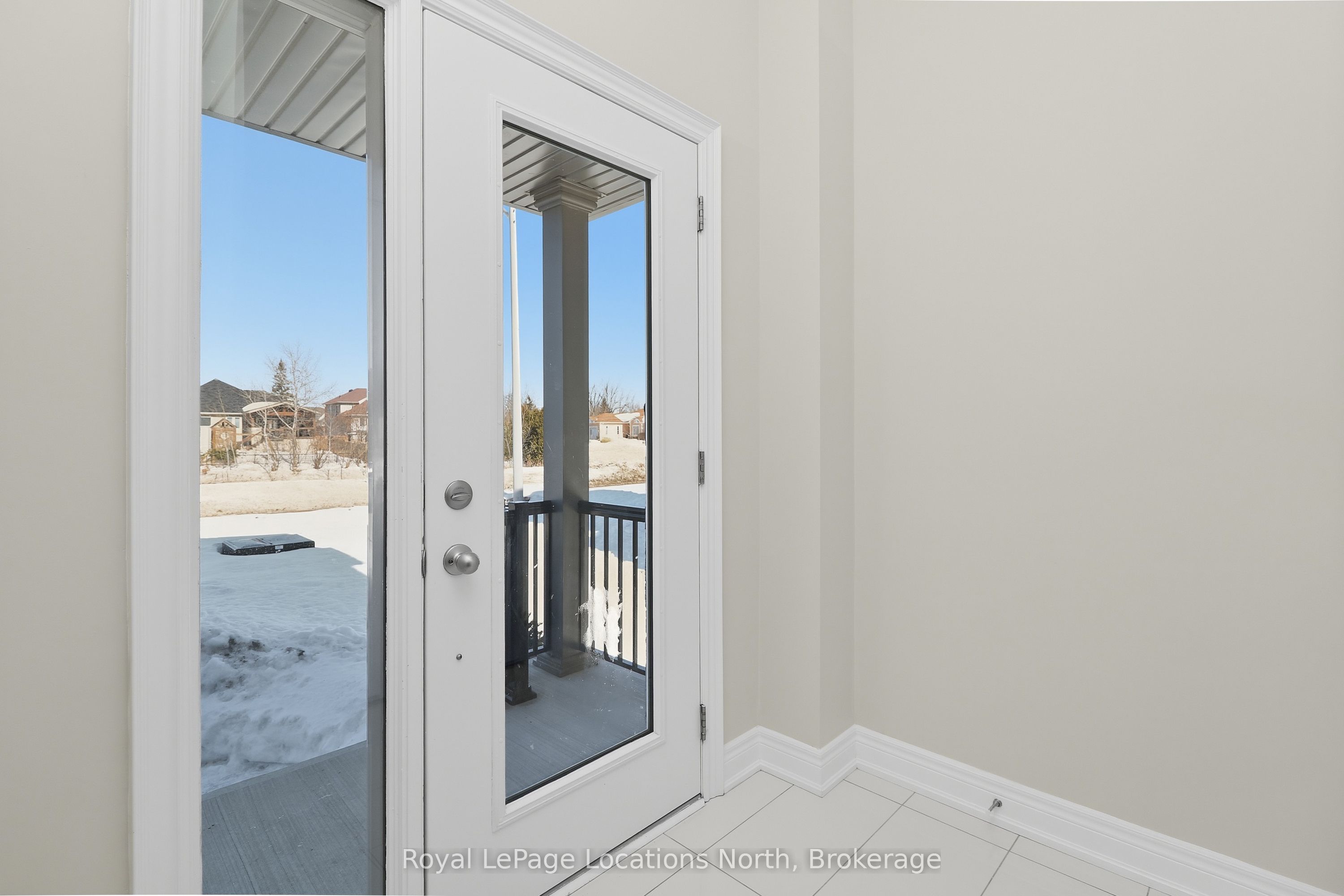 335 Atkinson Street, Clearview, ON L0M 1S0 photo 3