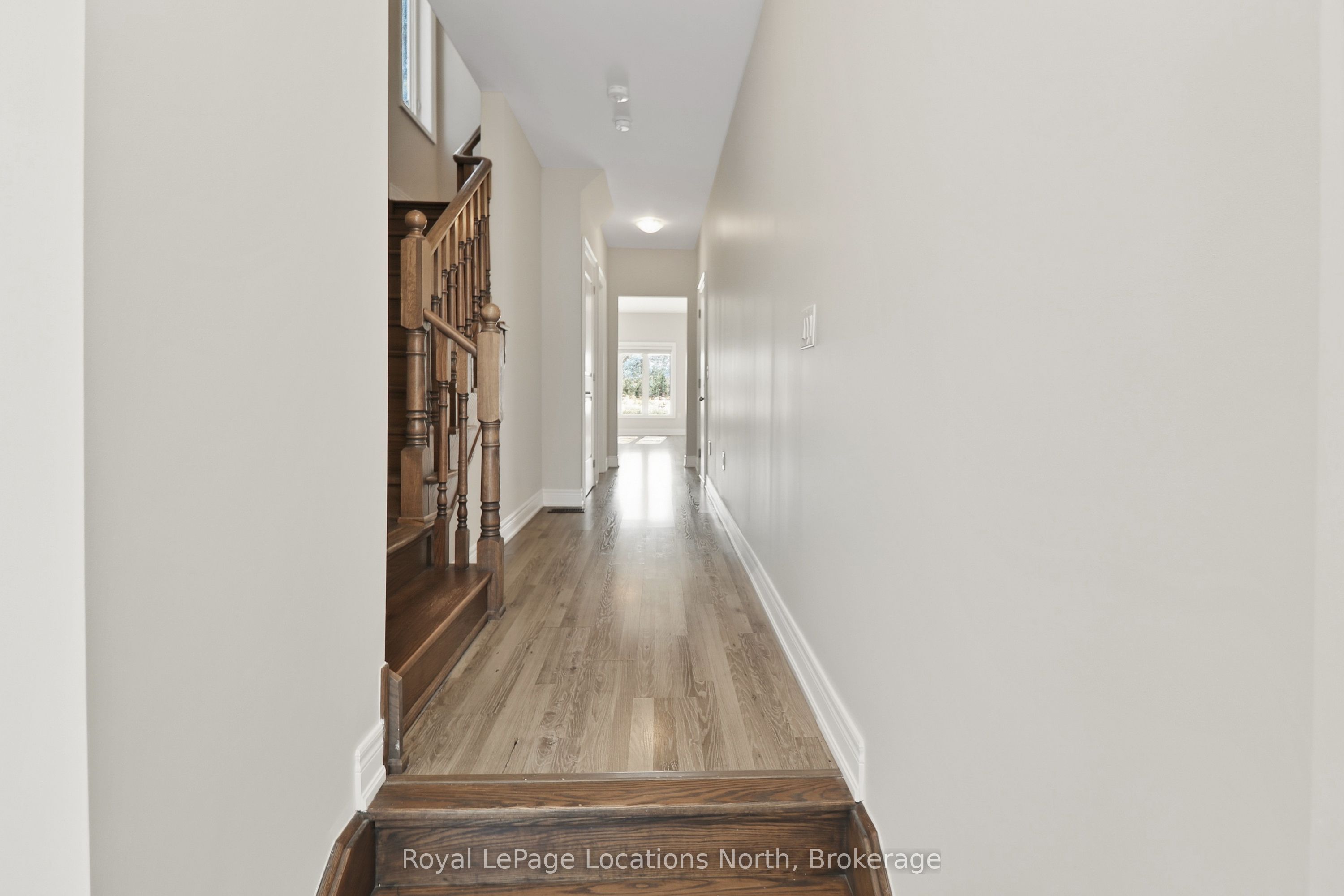 335 Atkinson Street, Clearview, ON L0M 1S0 photo 4