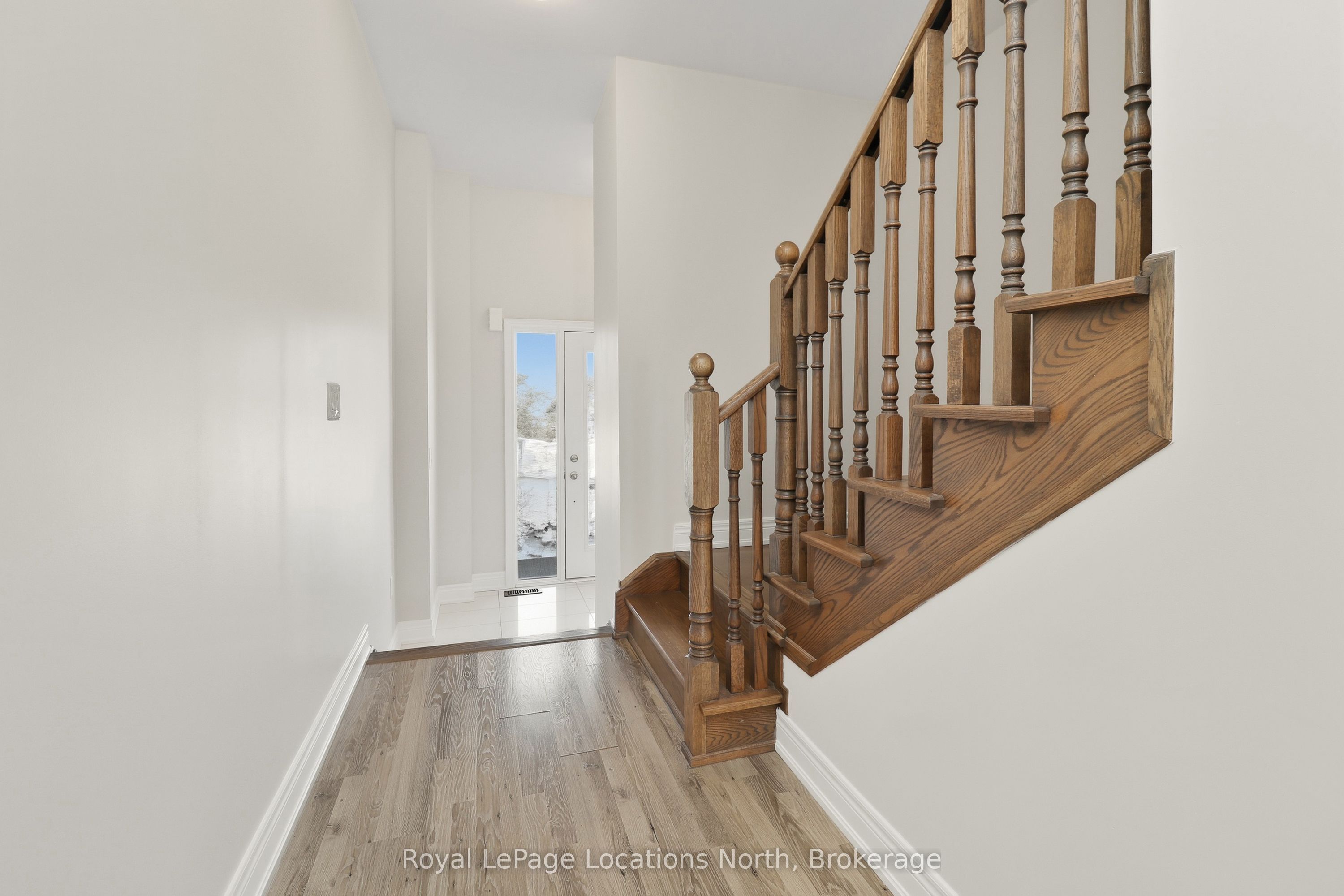 335 Atkinson Street, Clearview, ON L0M 1S0 photo 5