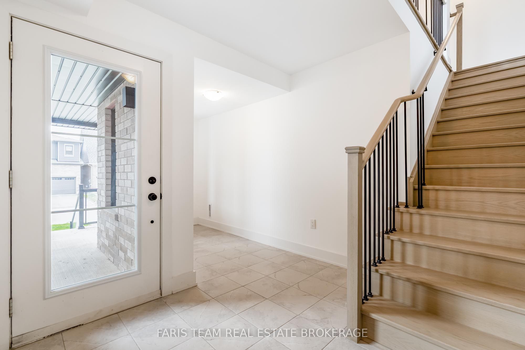 53 Harvest Crescent, Barrie, ON L9J 0T5 photo 5