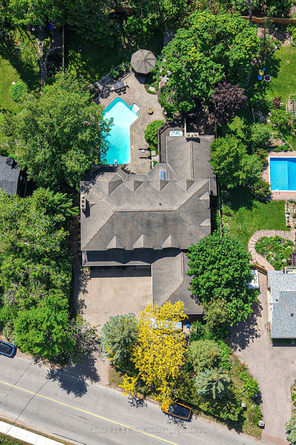 403 Bay Street, Orillia, ON L3V 3X5 photo 4
