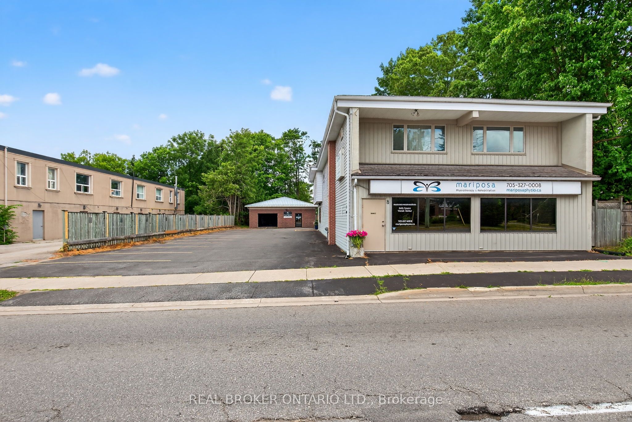 8 Westmount Drive S, Orillia, ON L3V 6C9