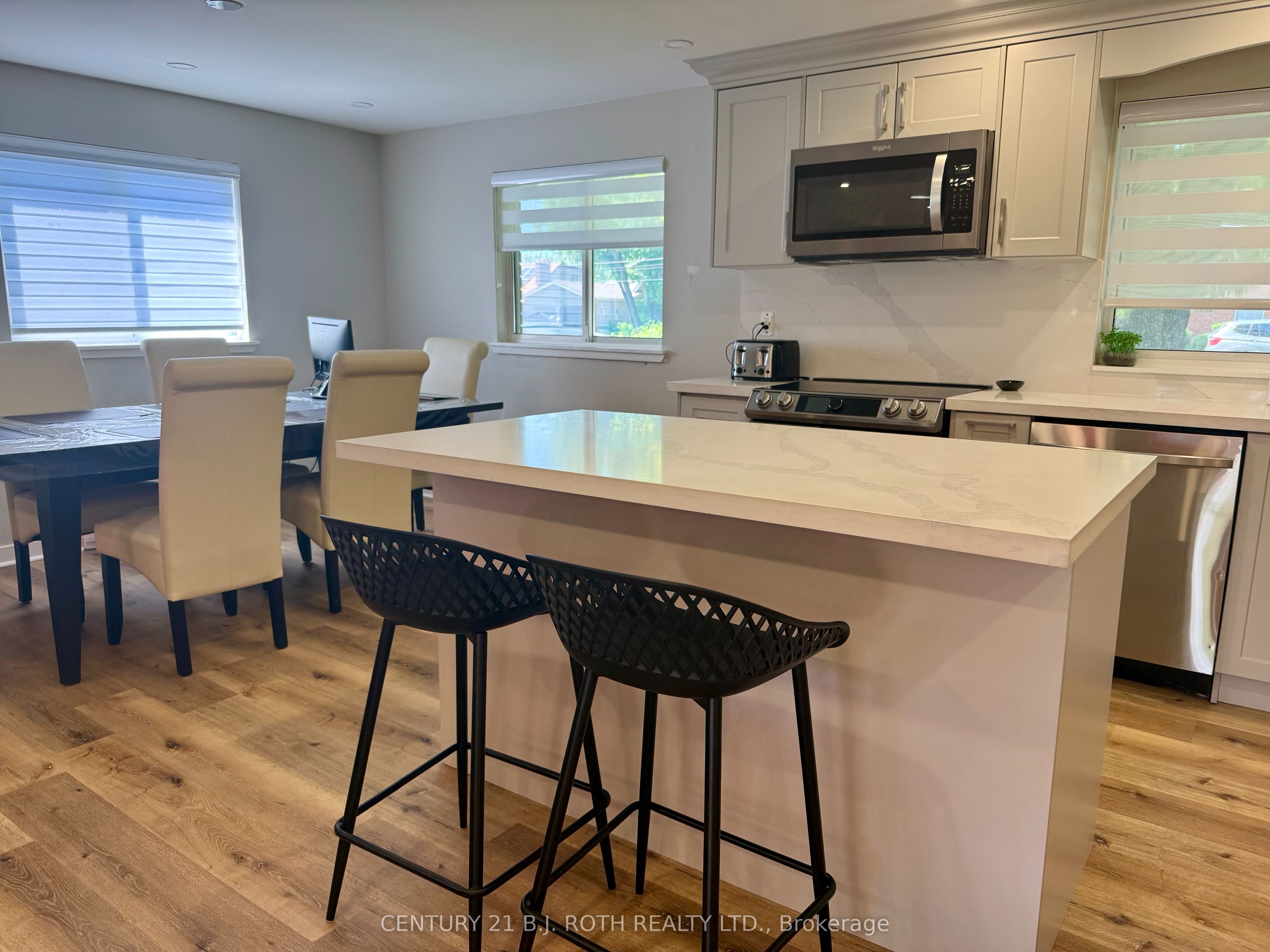 7 Pinetree Court, Ramara, ON L0K 1B0 photo 4