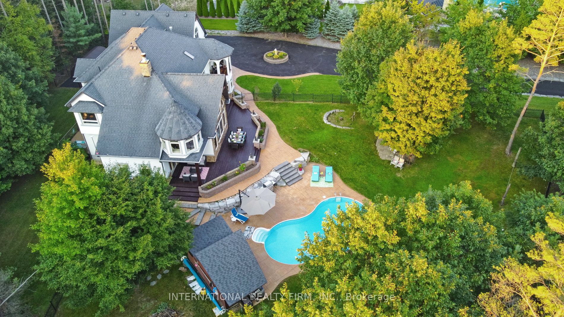 6 Pinehurst Lane, Springwater, ON L9X 0C7 photo 4
