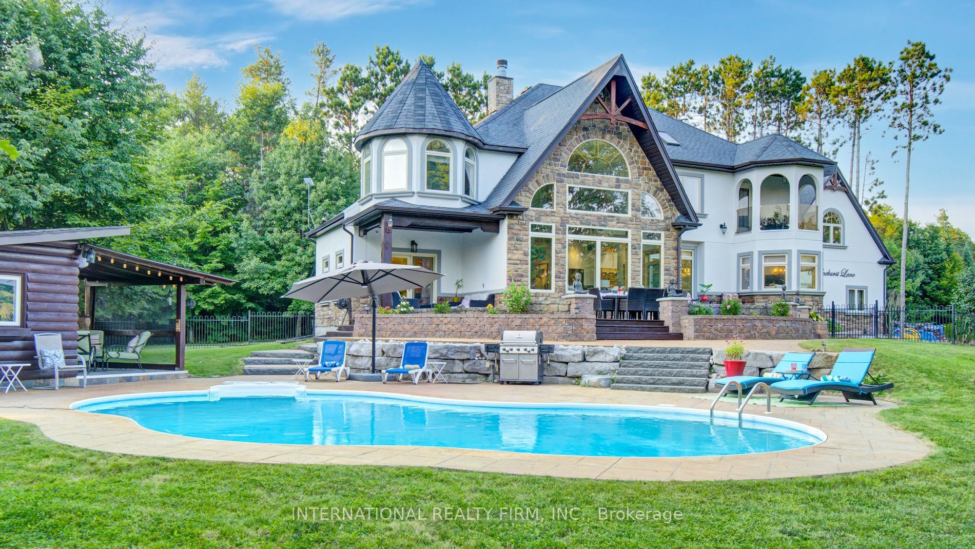6 Pinehurst Lane, Springwater, ON L9X 0C7 photo 5