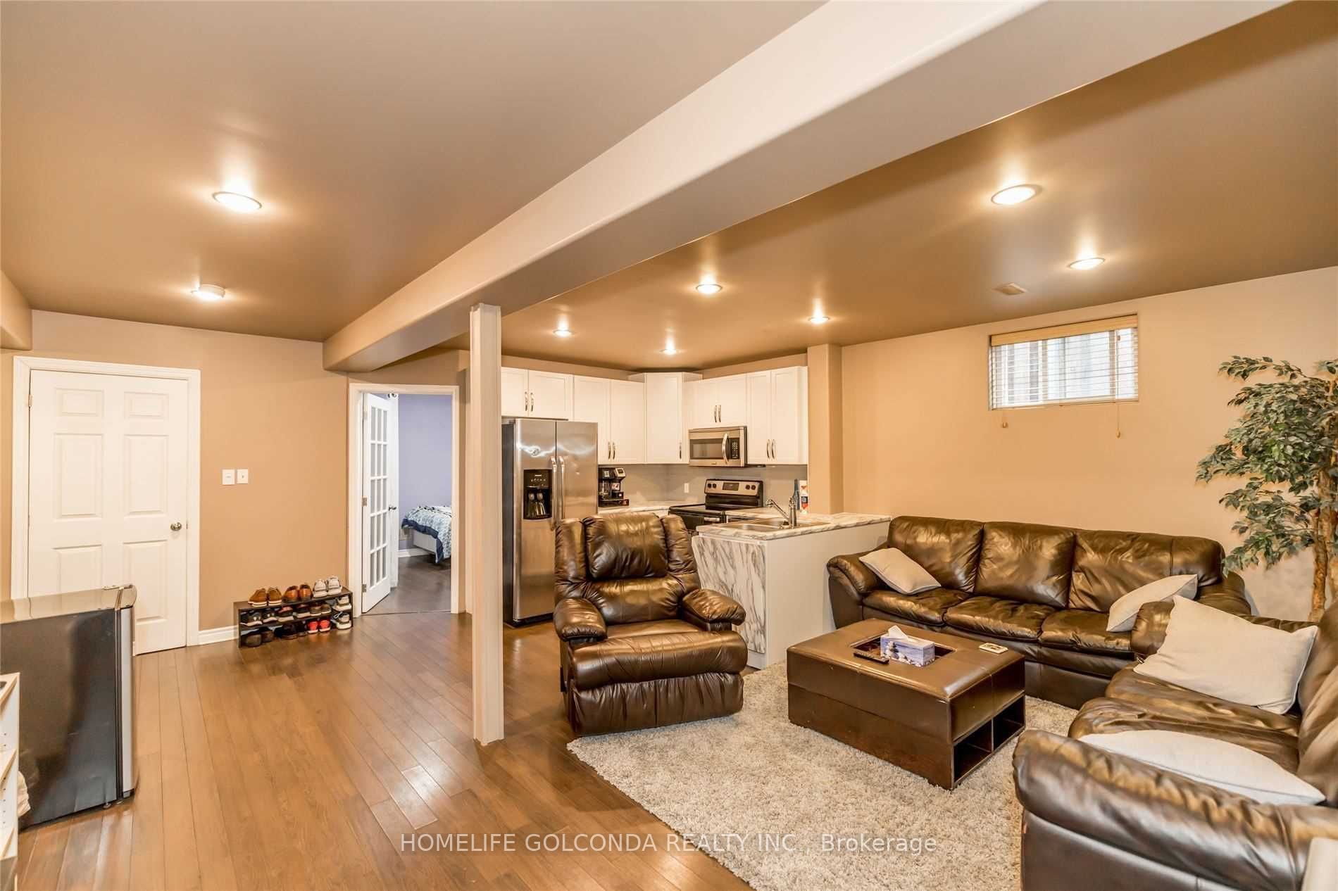 22 Dunsmore Lane Basement, Barrie, ON L4M 7A1 photo 4