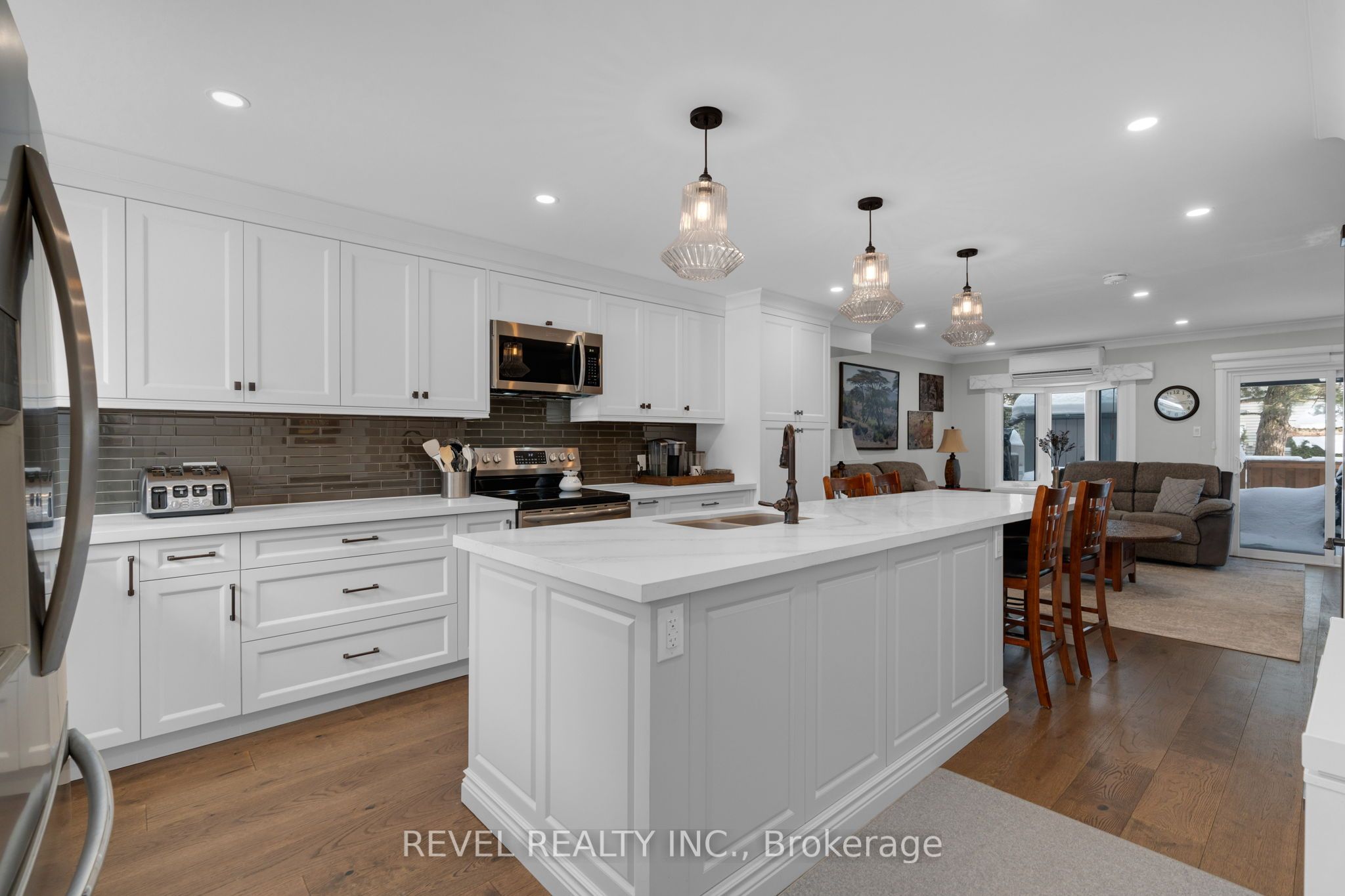 39 28th Street S 13, Wasaga Beach, ON L9Z 2E4 photo 5