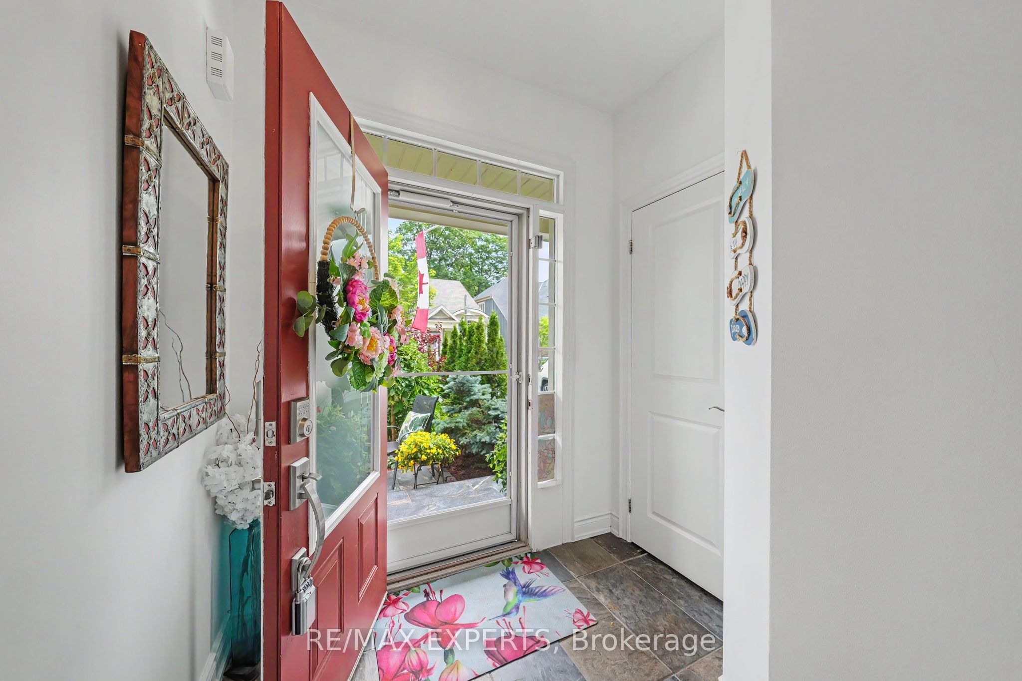 58 Savannah Crescent, Wasaga Beach, ON L9Z 0E7 photo 4