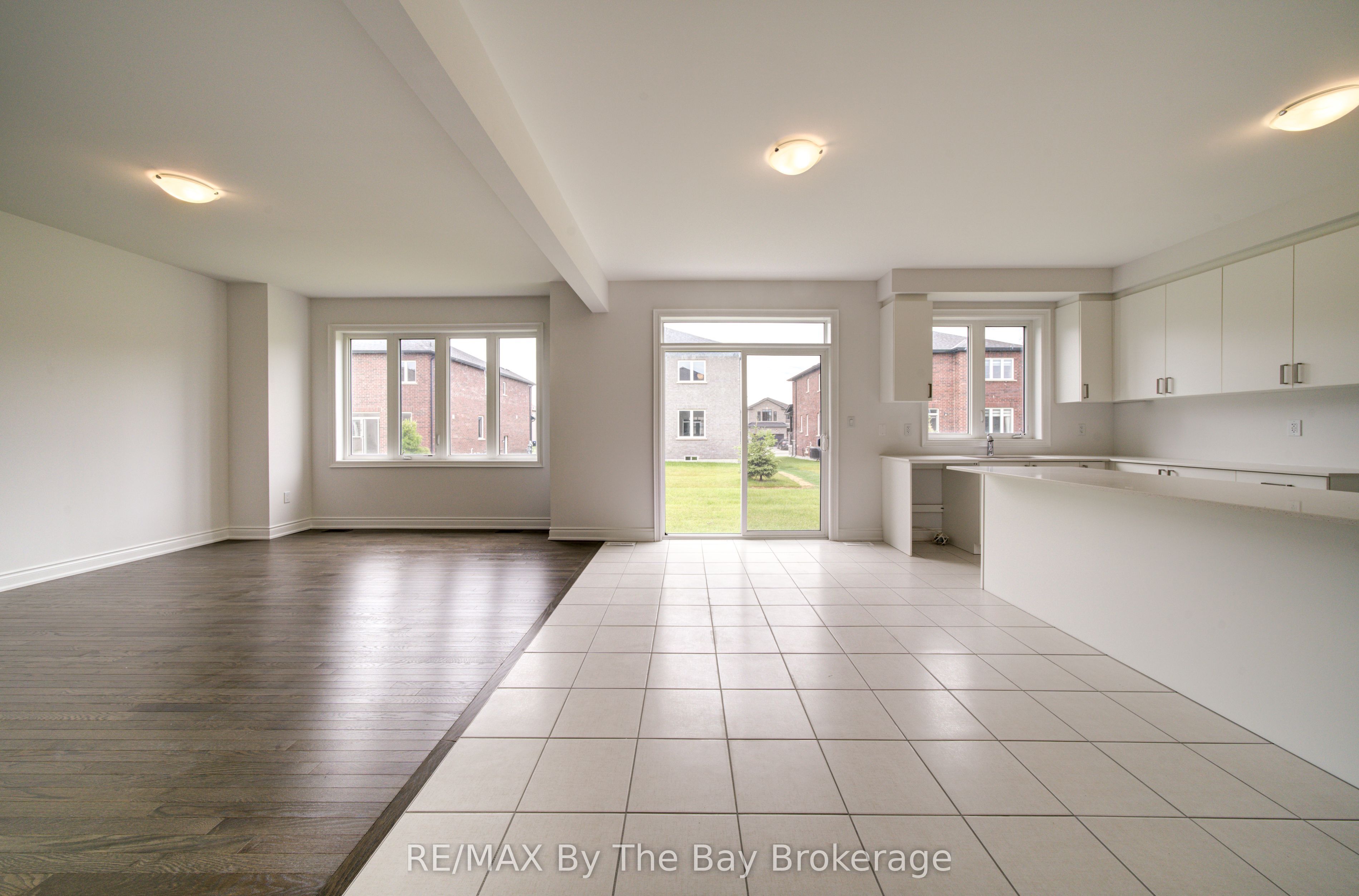 19 Amber Drive, Wasaga Beach, ON L9Z 0R9 photo 5