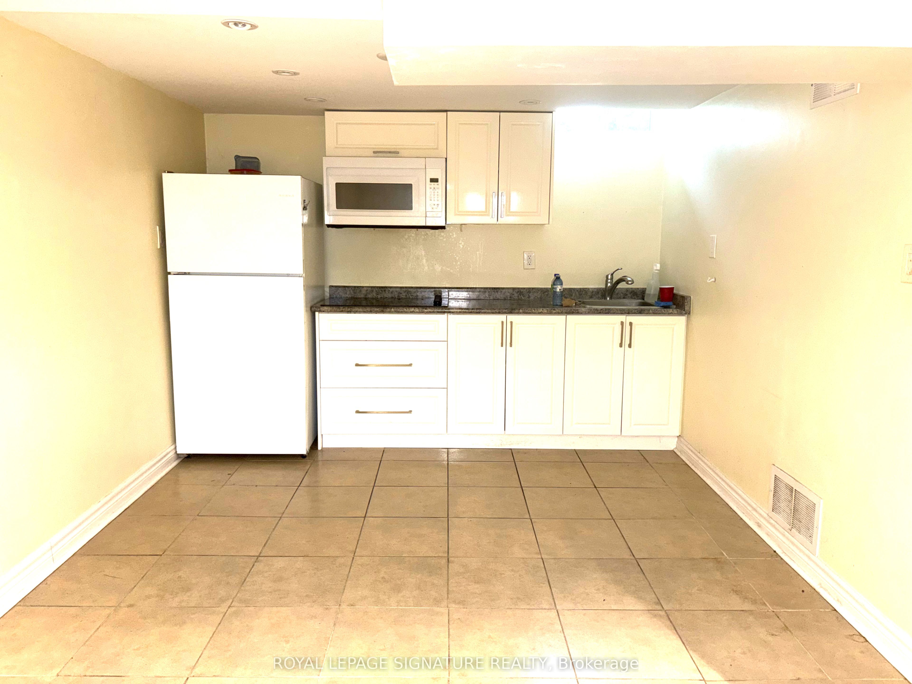 236 Letitia Street Bsmt, Barrie, ON L4N 4Z7 photo 5